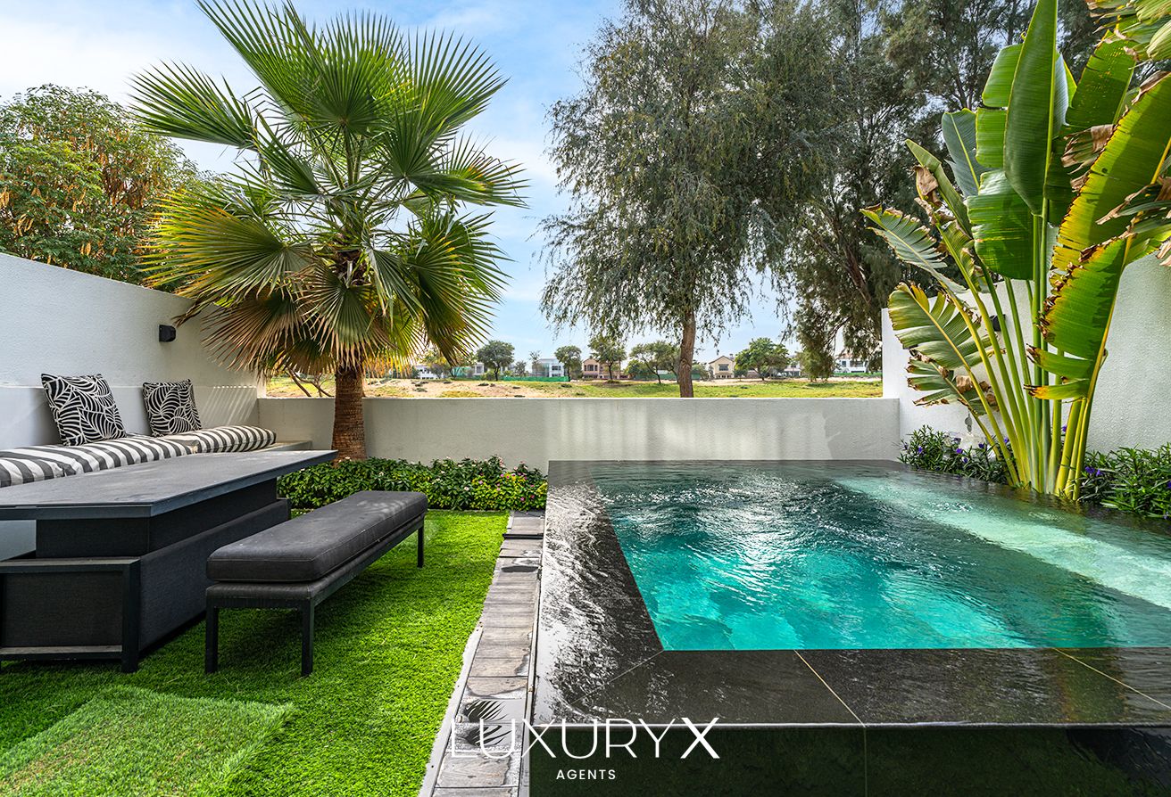 Vacant | Private pool | Golf Course View