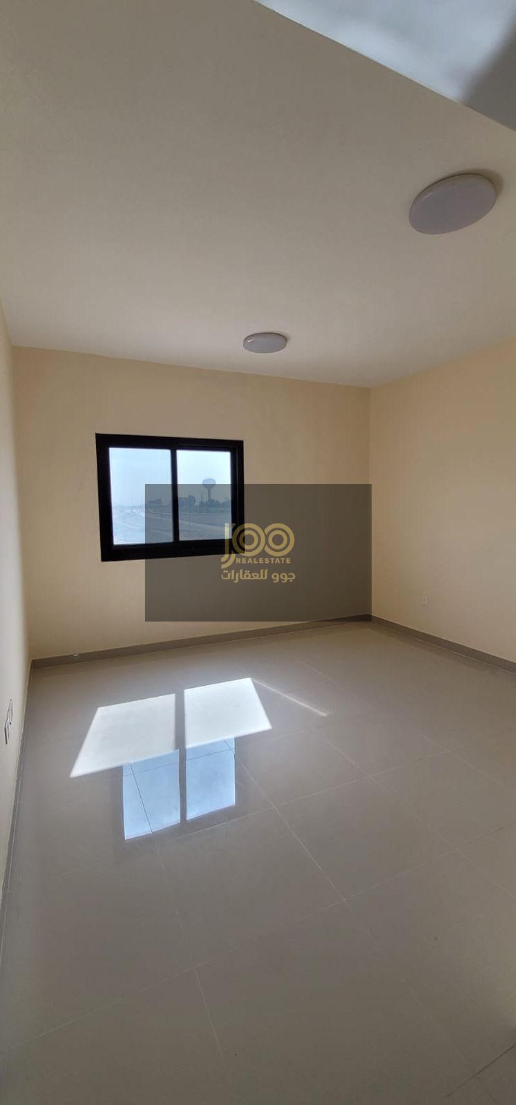 Close to the city entrance, first occupancy, suitable for families