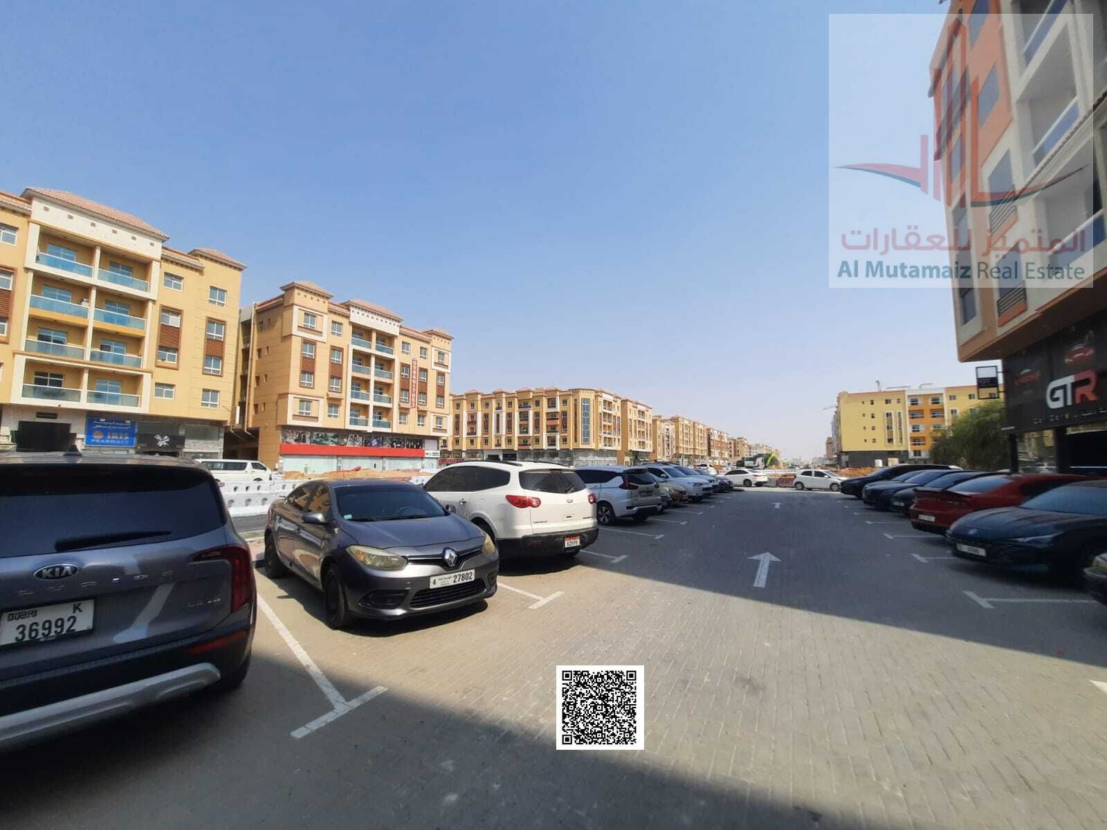 FOR SALE COMMERCIL PLOT G+2 SECOND PLOT MAIN ROADA NEAR KFC - IDNOC
