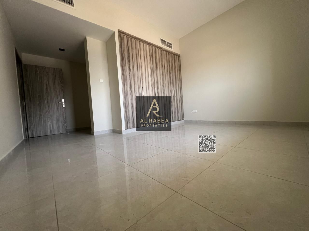 Luxurious finishes - Prime strategic location - Second occupant - Easy access to Dubai