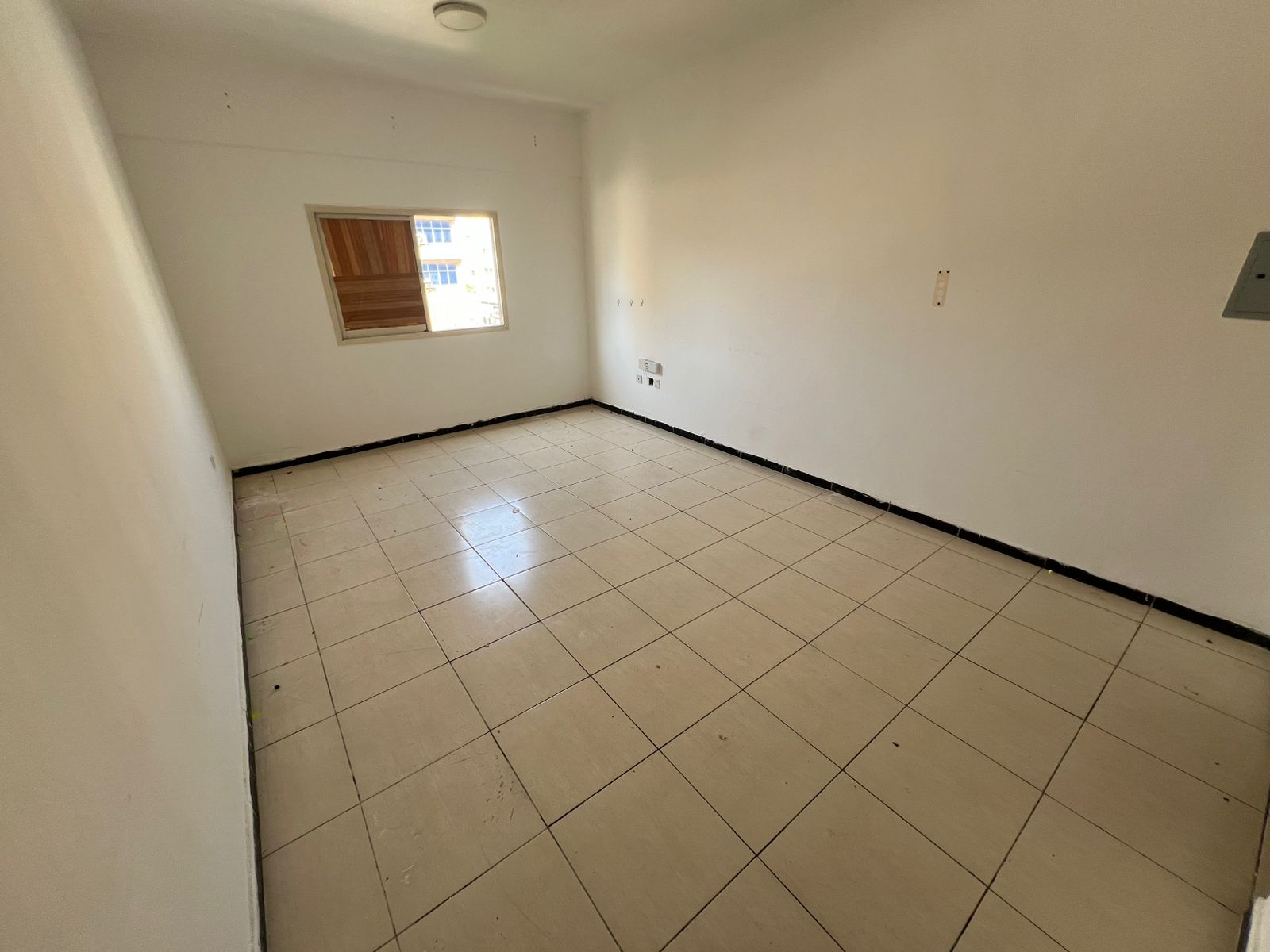 Very Spacious Studio for Annual Rent – Al Rashidiya, Ajman