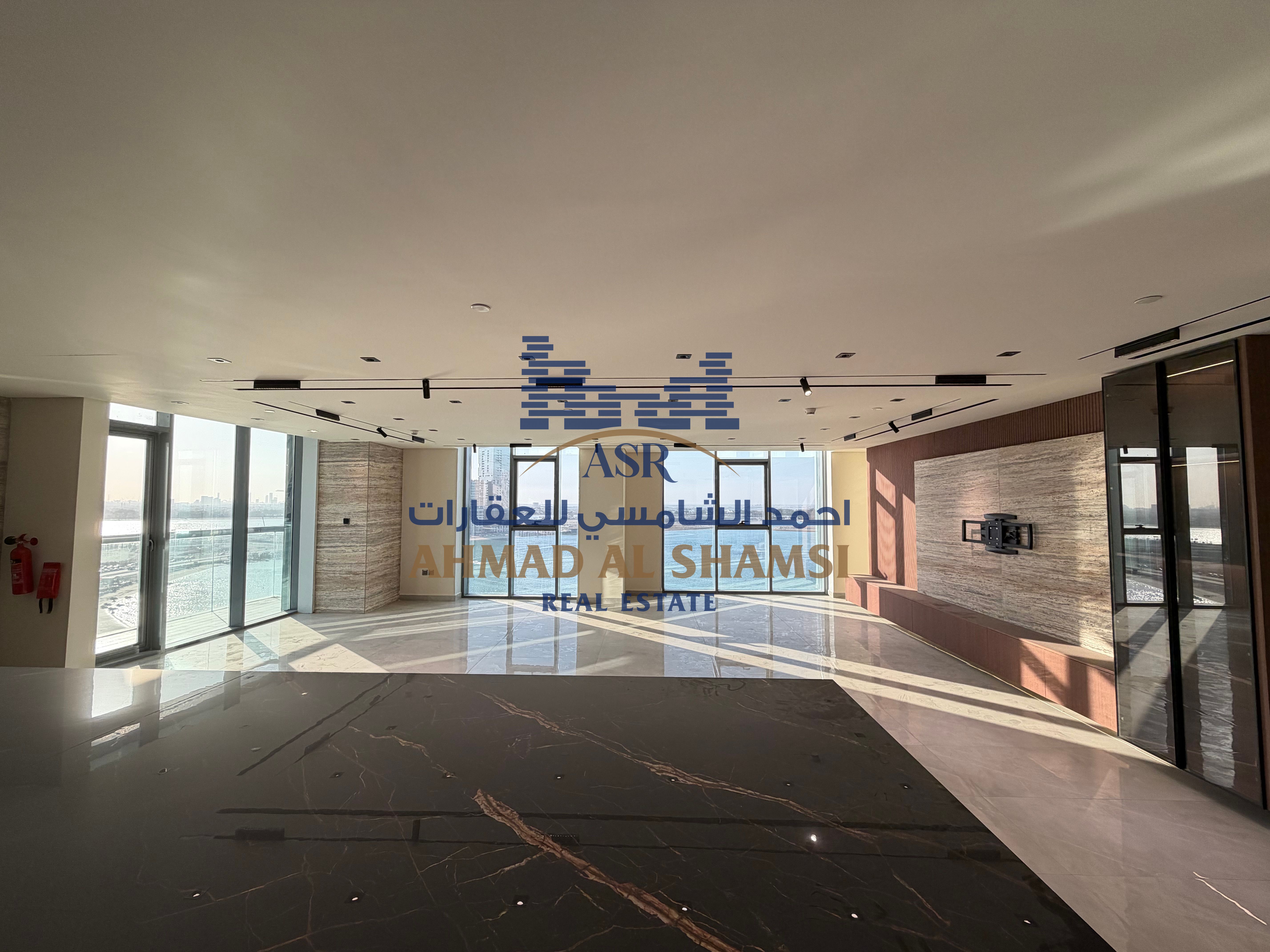 Luxrious 5BHK Penthouse | Sea View | All Master Bedrooms