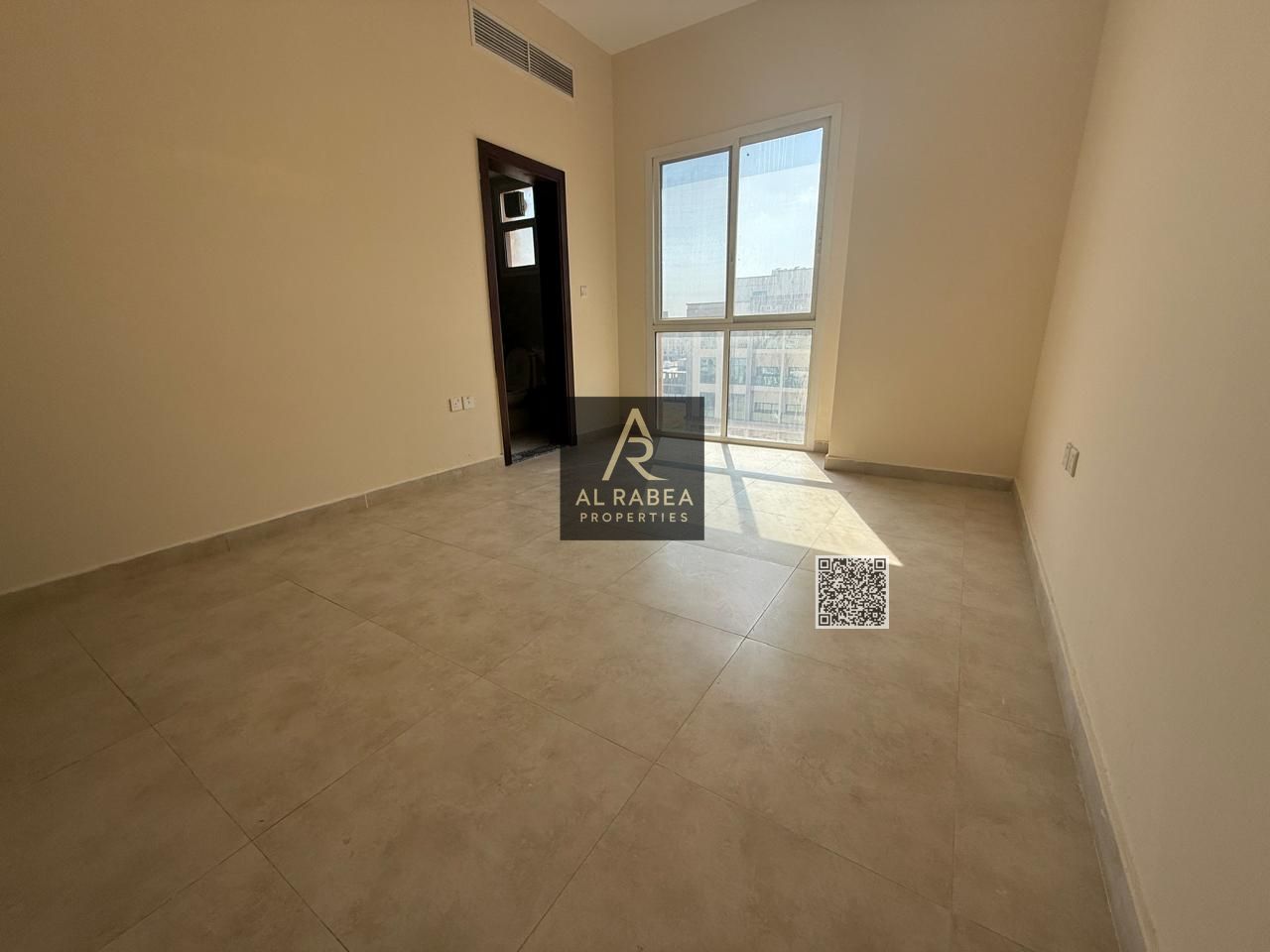 Prime location in Al Jurf 3, second occupant