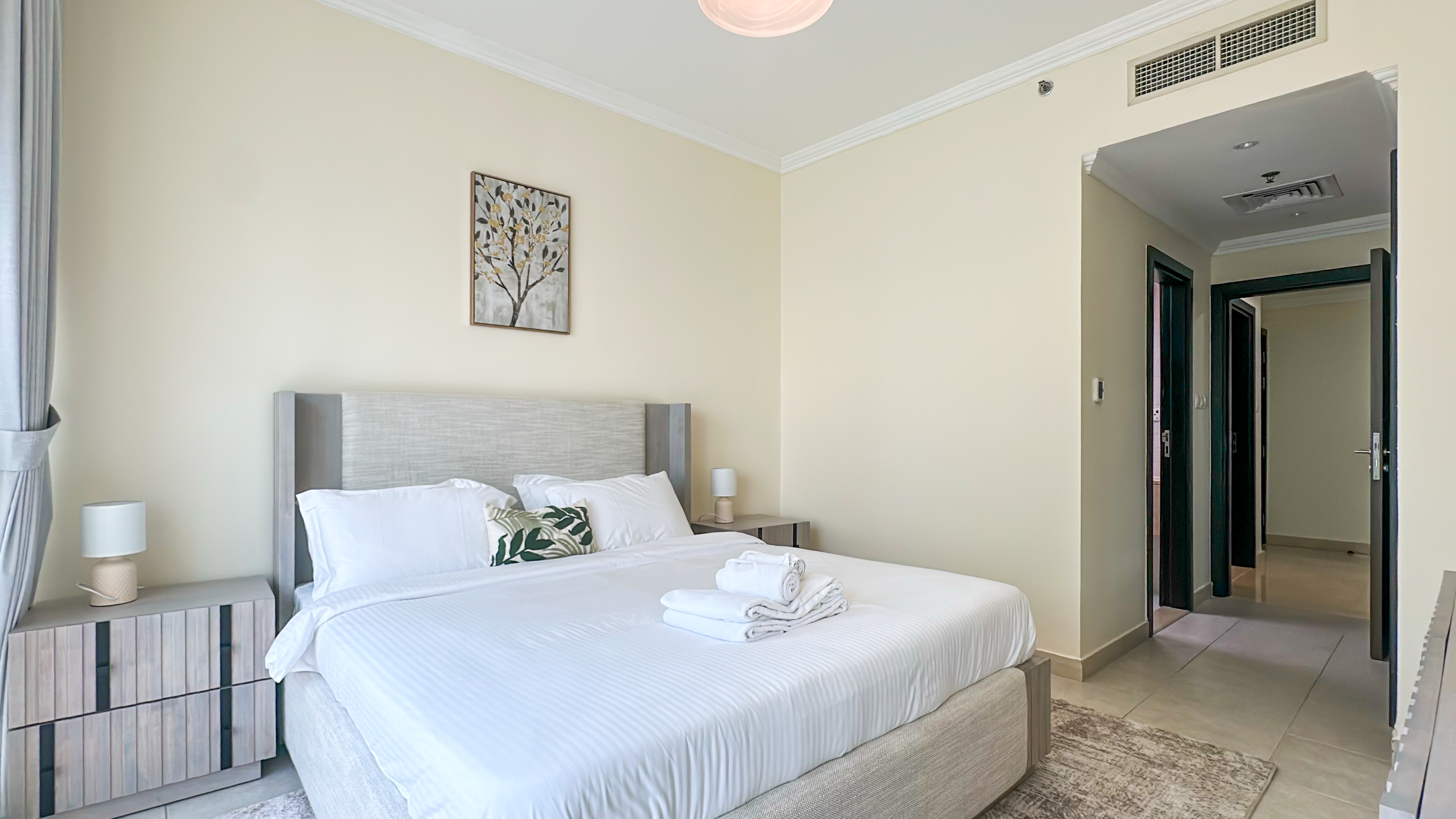 Elegant 1BR - High Floor - Marina Quay West Tower
