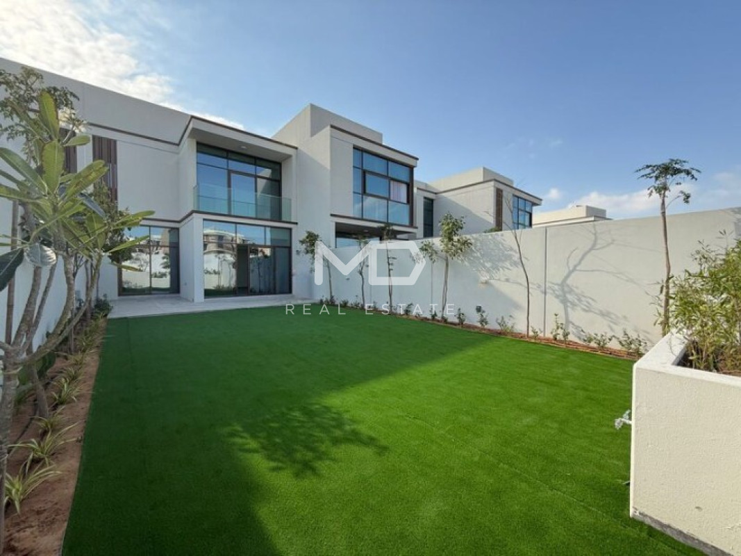 Prime Area | Close To The Community Center