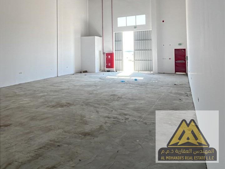Spacious 2000 Sqft Brand-New Warehouse for Annual Rent in Umm Al Quwain | 15 kW Power, Bathroom & Emergency Exit | Ready for Commercial