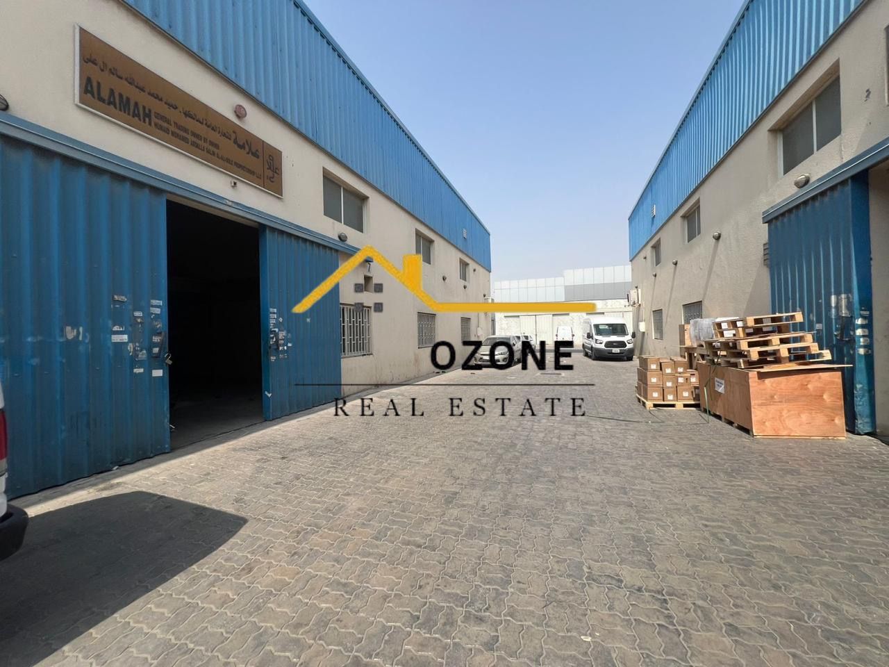 High-Demand Warehouse for Storage