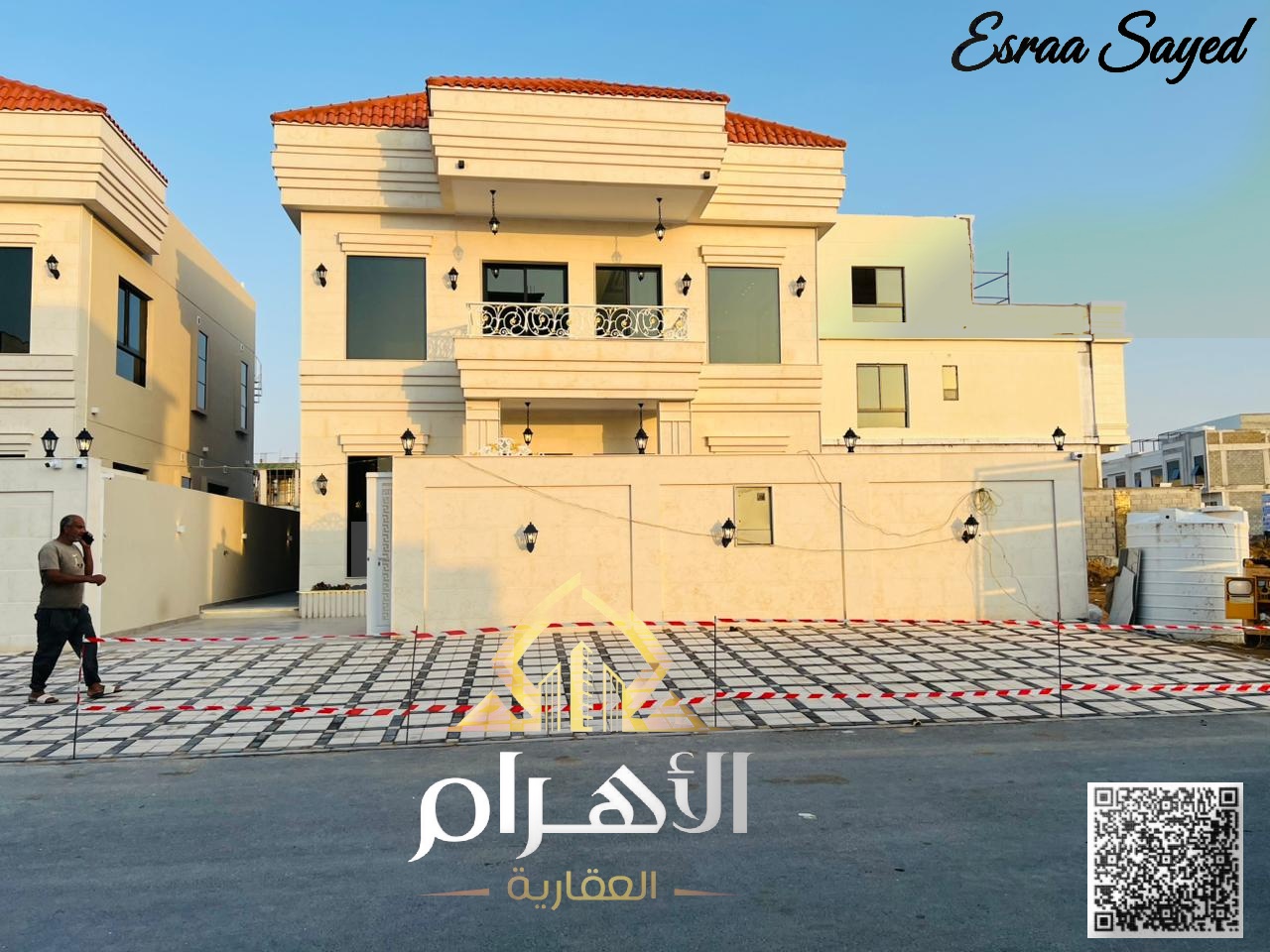 A unique opportunity to own a villa. Freehold villa in an excellent location opposite the mosque, with a modern design and high-quality finishes.