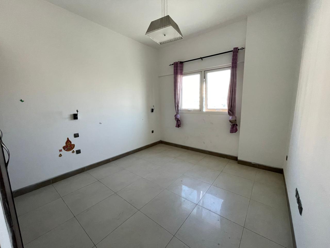 Free Parking | Gym | Pool | Wardrobe | Family