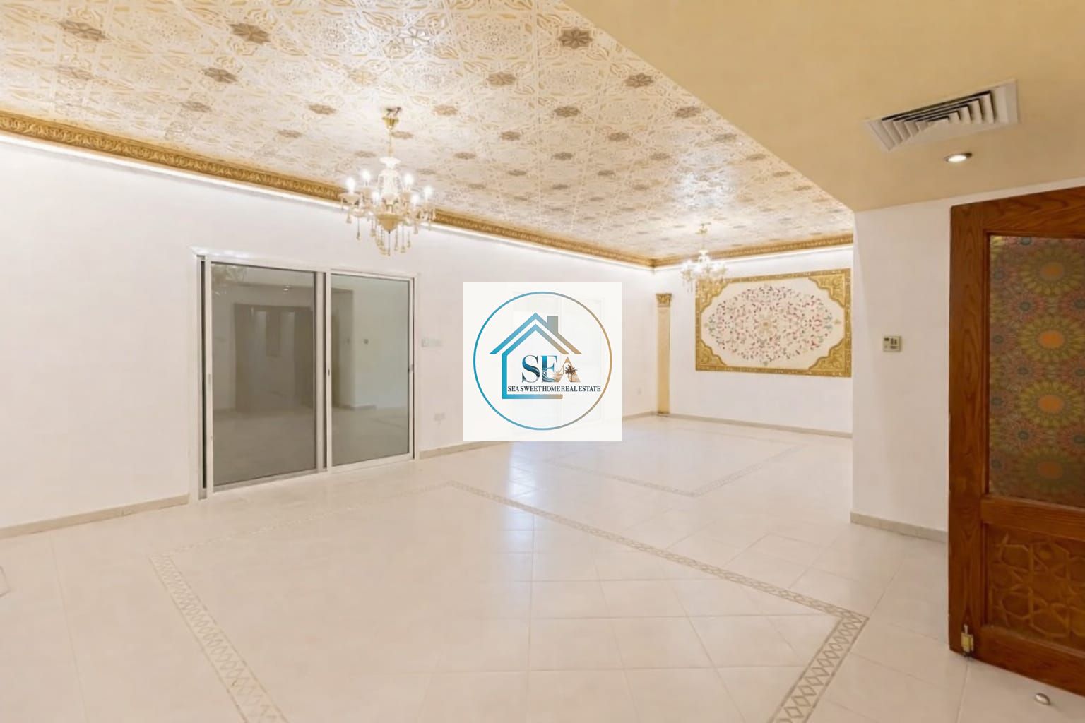 Hot opportunity/ luxury 3 BR villa / Moroccan touch /