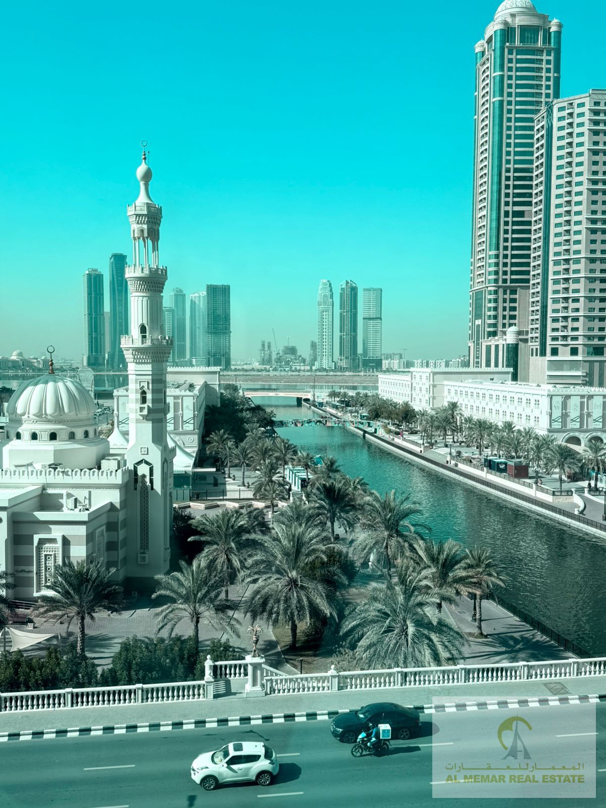 SEA VIEW/BALCONY/PARKING/AL KHANLAGOON/AL QASBA