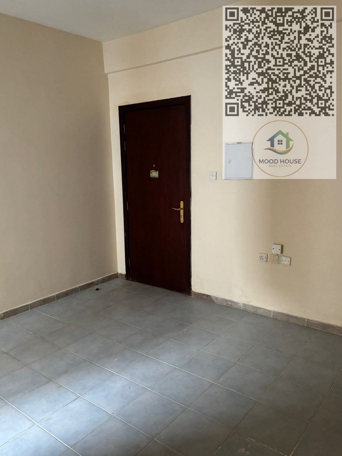 Studio for rent in Al Nasseriya, Sharjah at AED 16,000 yearly, flexible payment plans, convenient location close to services, ideal for practical livi