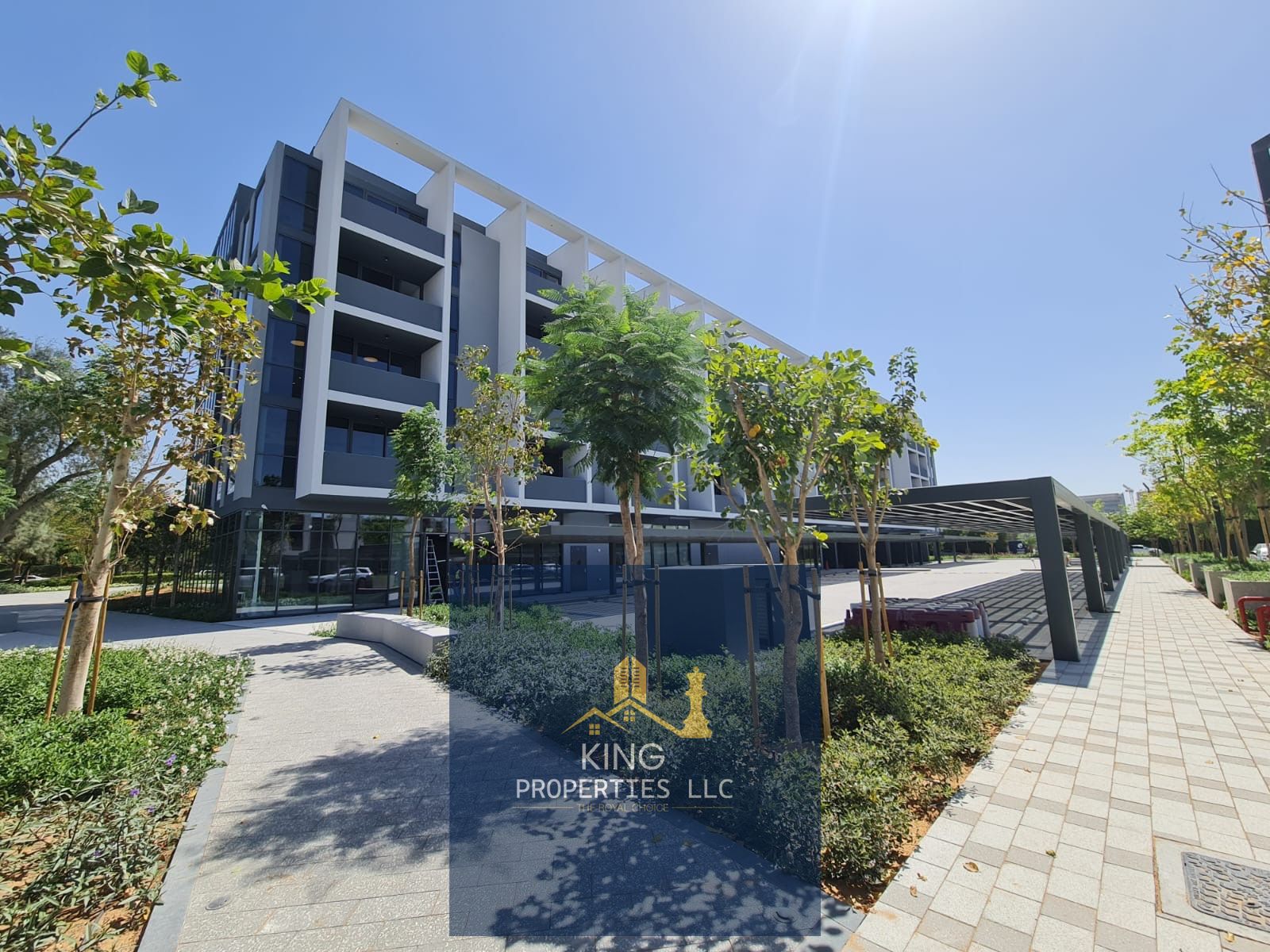 Specious 1 Bed || Freehold || Investor Deal || Prime Location