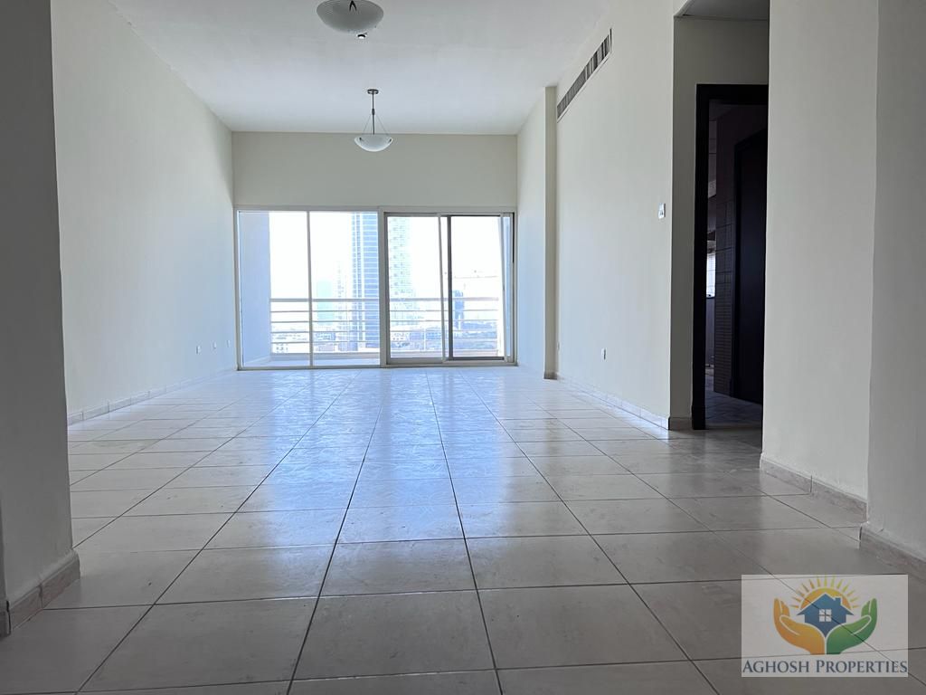 2BR-R | CHILLER FREE | CLOSE KITCHEN | BALCONY | SPACIOUS