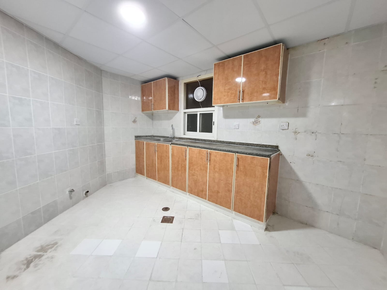 For Bachelor | Spacious 2bhk | Fully Renovated | Balcony | Central AC | Prime Location