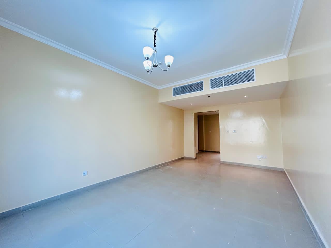 Huge 2-BHK | Corniche View | Closed Hall | Parking | Balcony | Central AC | Ready to Move | family bldg