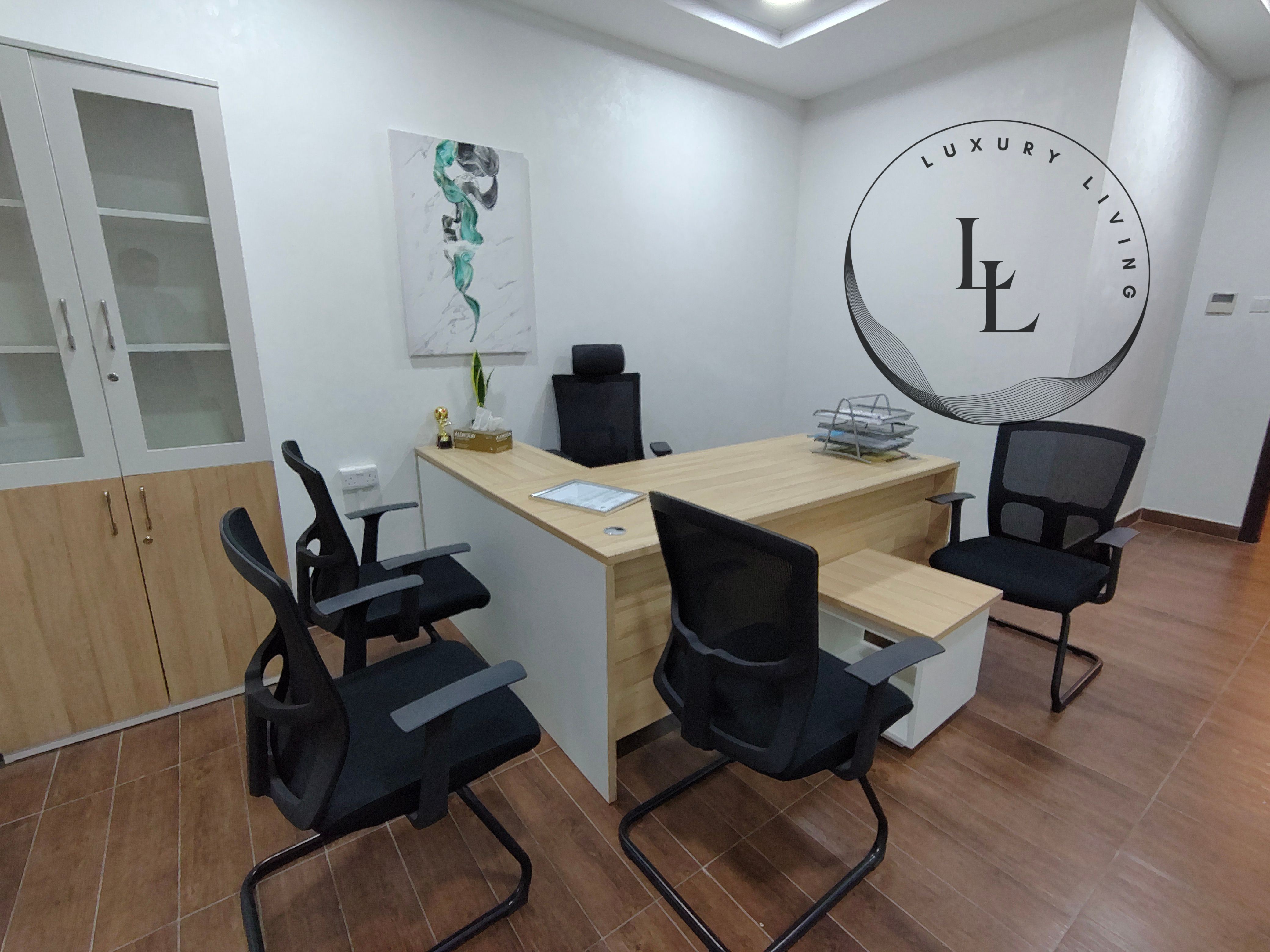 Lavish furnished small office is available in 17000 with bills