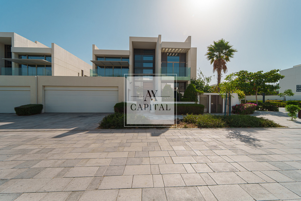 Corner Villa | The Burj Khalifa View | Upgraded