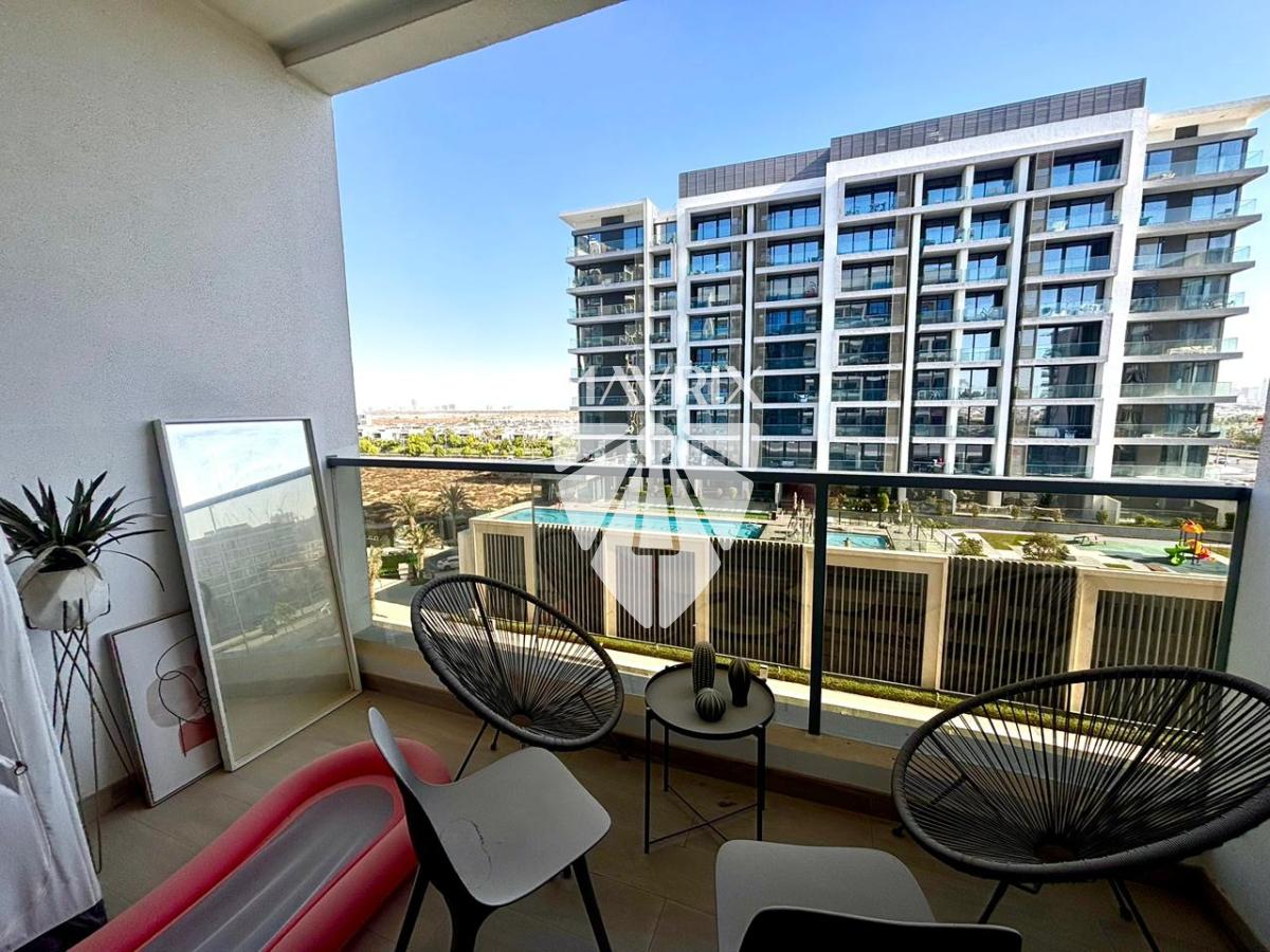 Modern Studio | Next to Park | Large layout