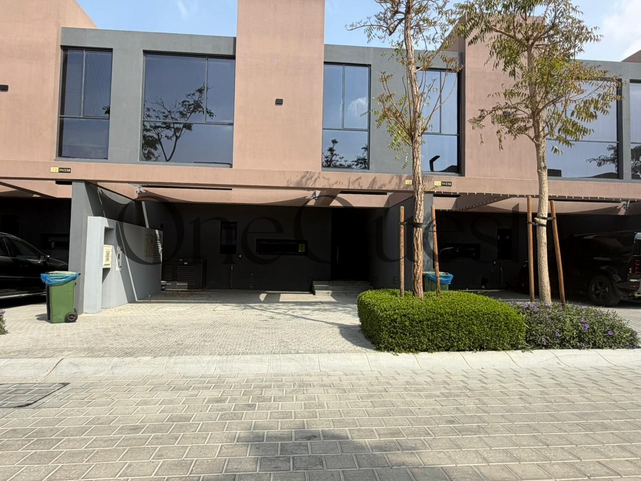 2 BR + MAID | DISTRESSED | 50% CASH | HIGH ROI VALUE