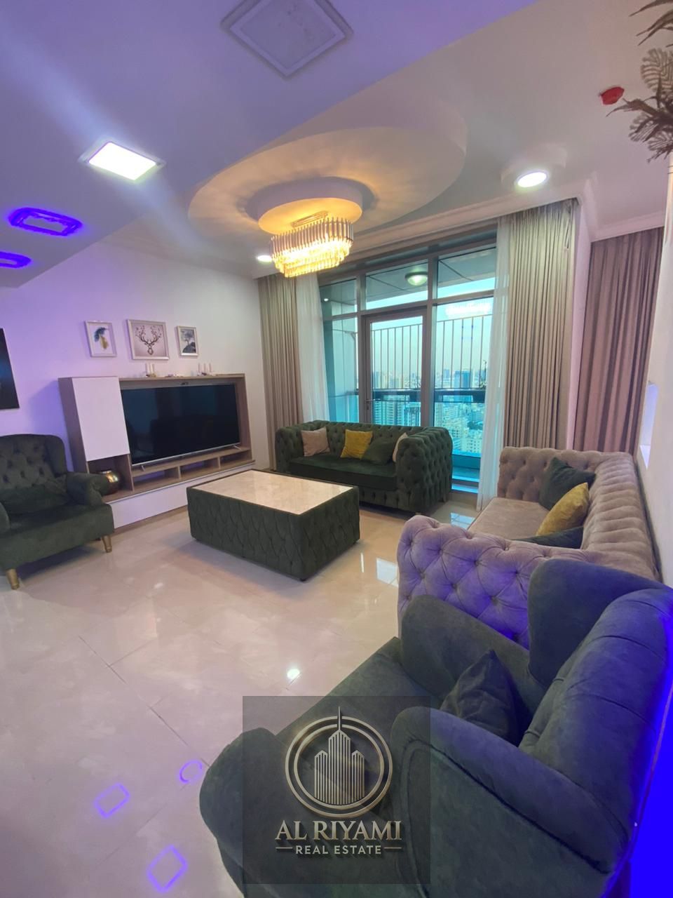 Luxury 2-Bedroom Apartment with Prime Corniche View