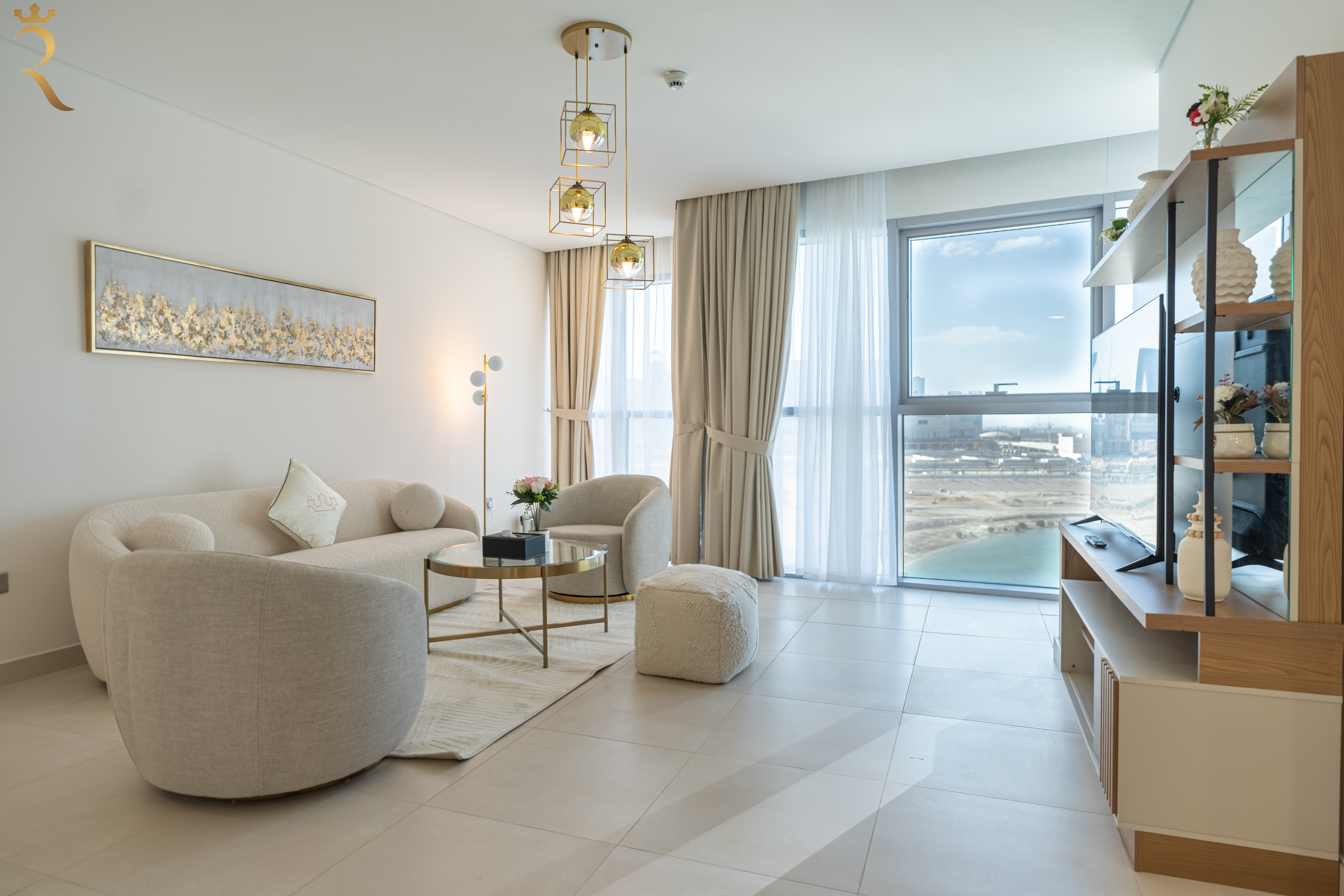 Sea-View Radiant Views | Spacious Luxurious Stay