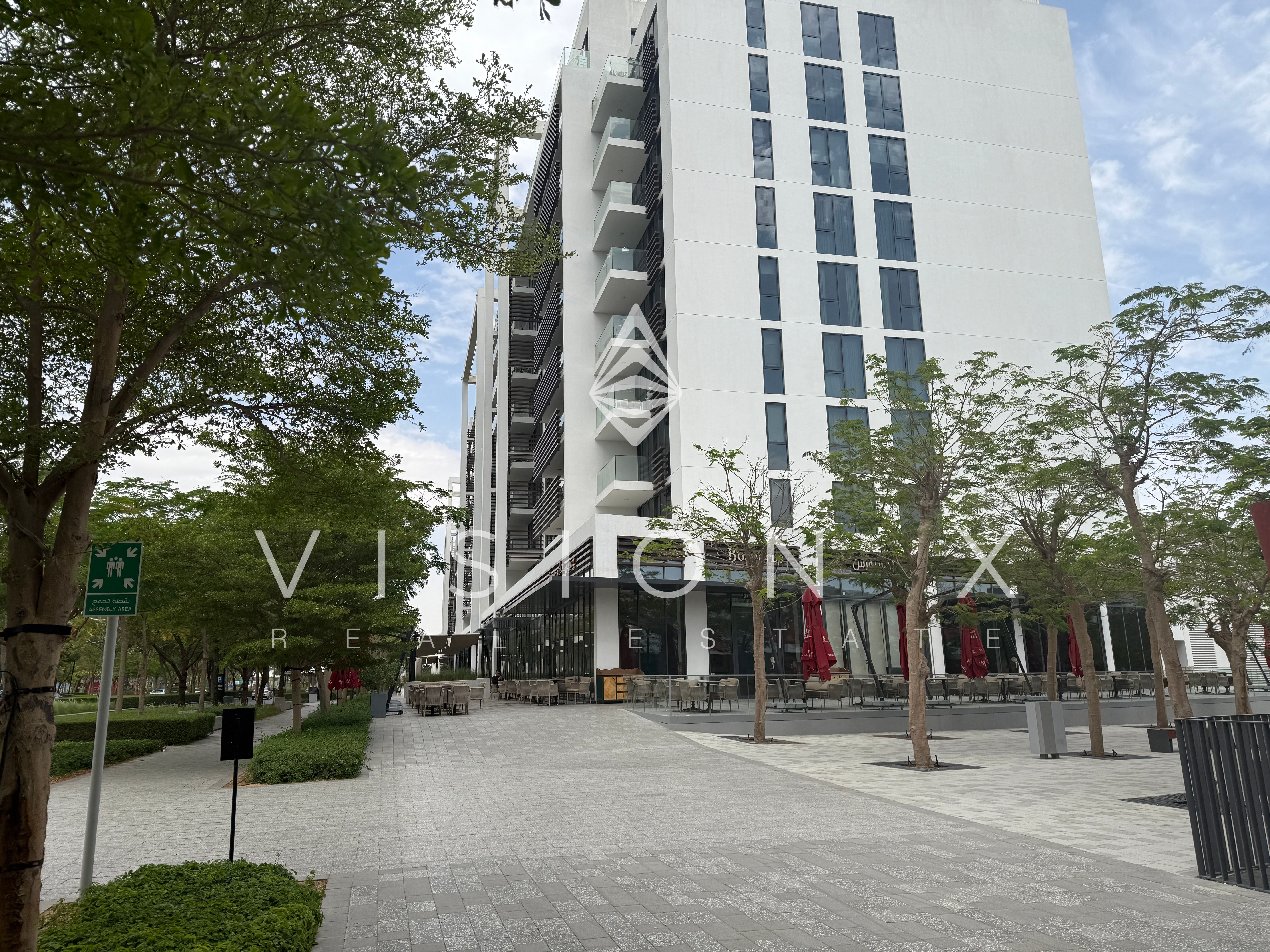 Move-In Ready | Stylish & Sophisticated Living