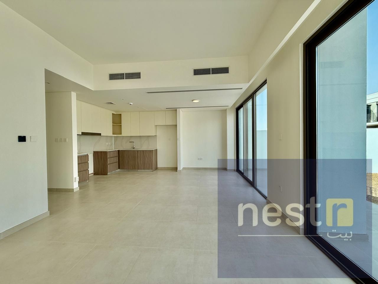 Spacious Layout || Ready To Move || Corner Kitchen