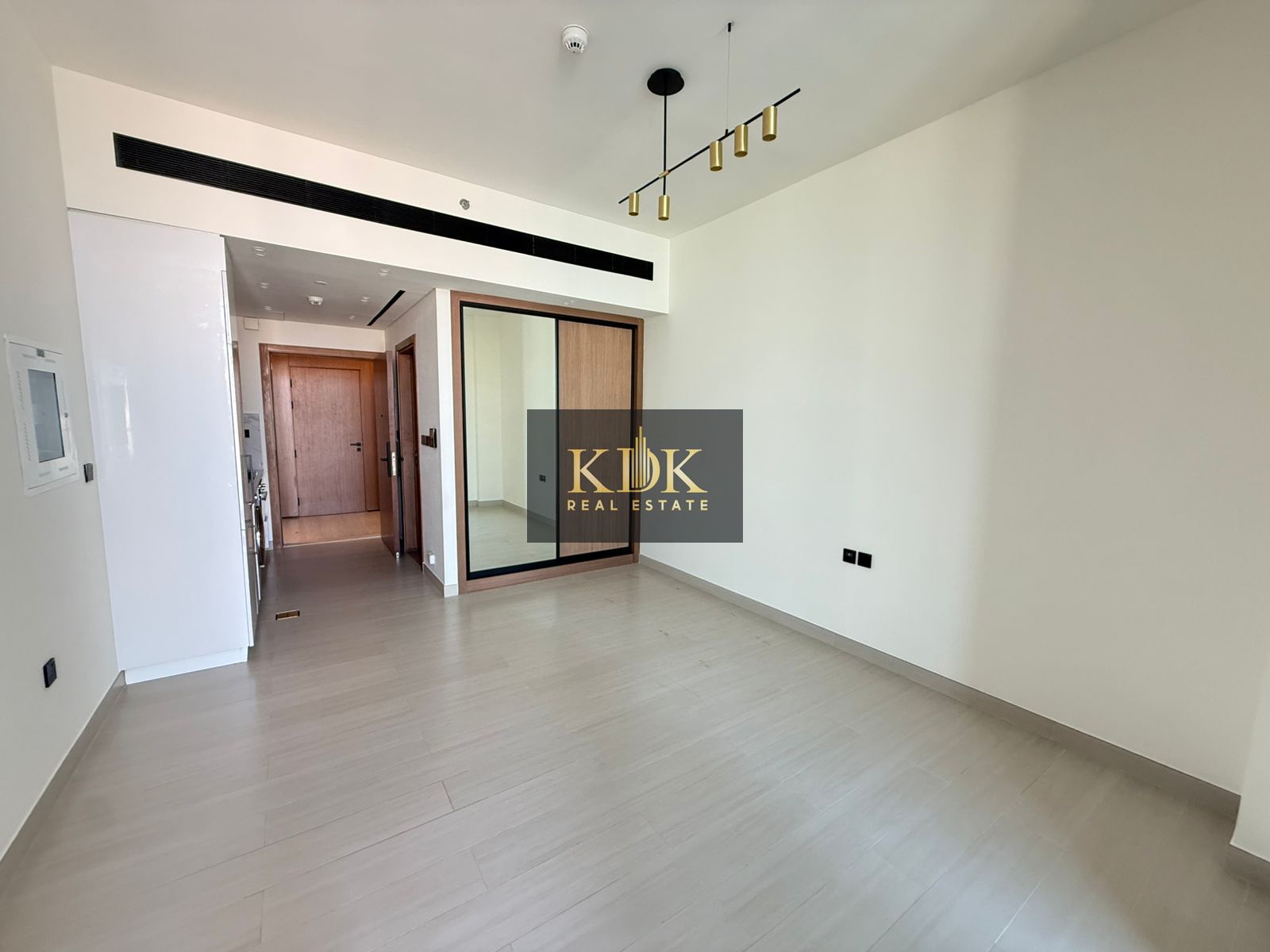 Pool View | Fitted Kitchen | Call Now