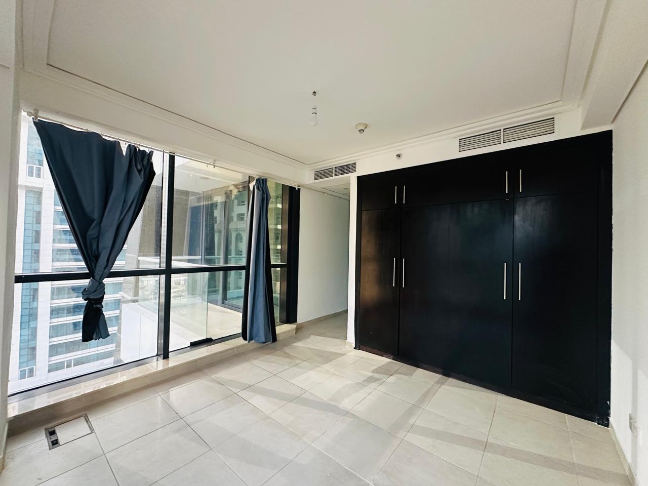 2 BEDROOM APARTMENT-LAKE VIEW -NEAR METRO