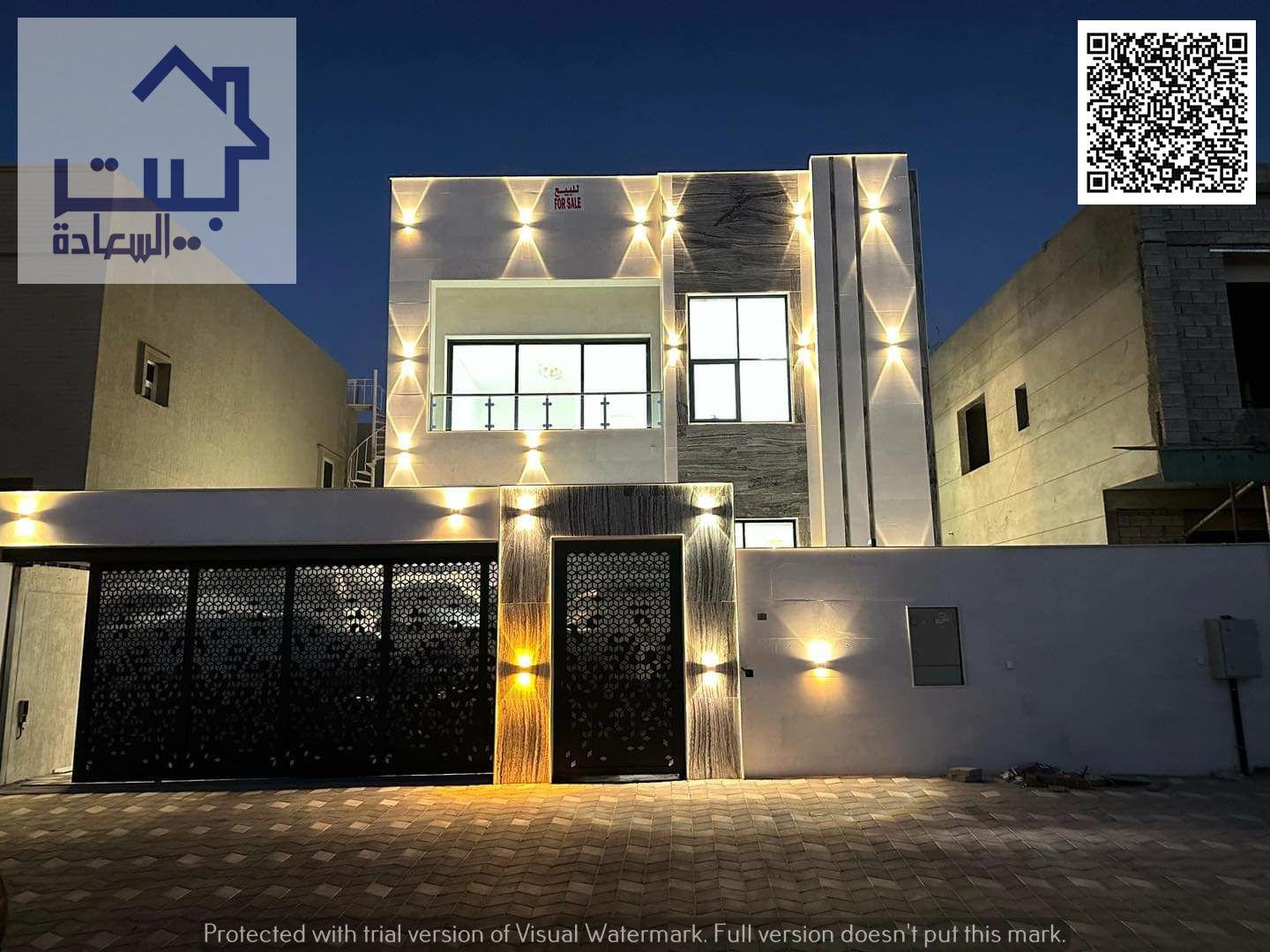 Luxury villa with a private pool, including water, electricity, and air conditioning. Luxurious finishes, located near all services on Sheikh Mohammed