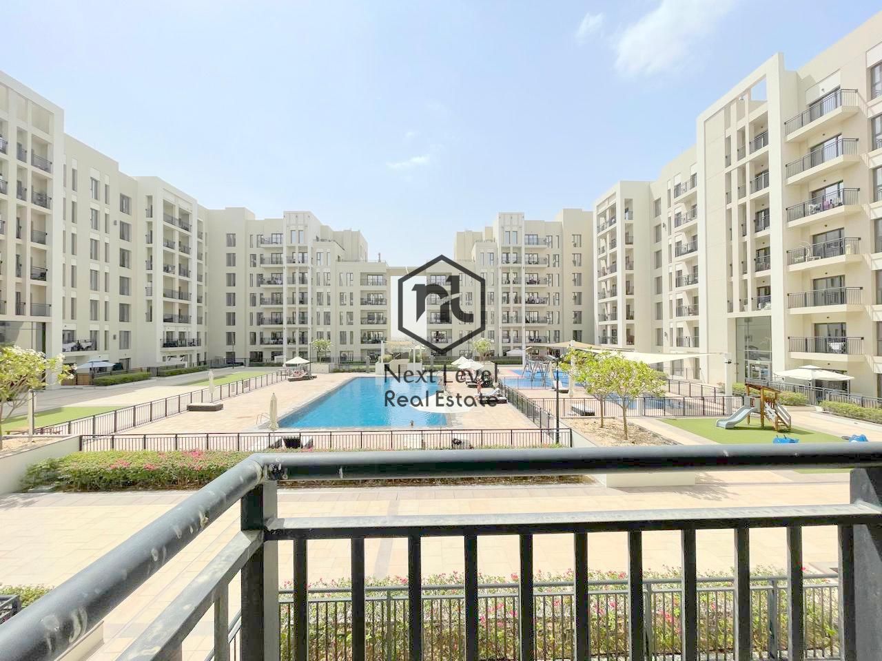 CORNER UNIT | CLOSED KITCHEN | POOL VIEW | 3BR + MAID
