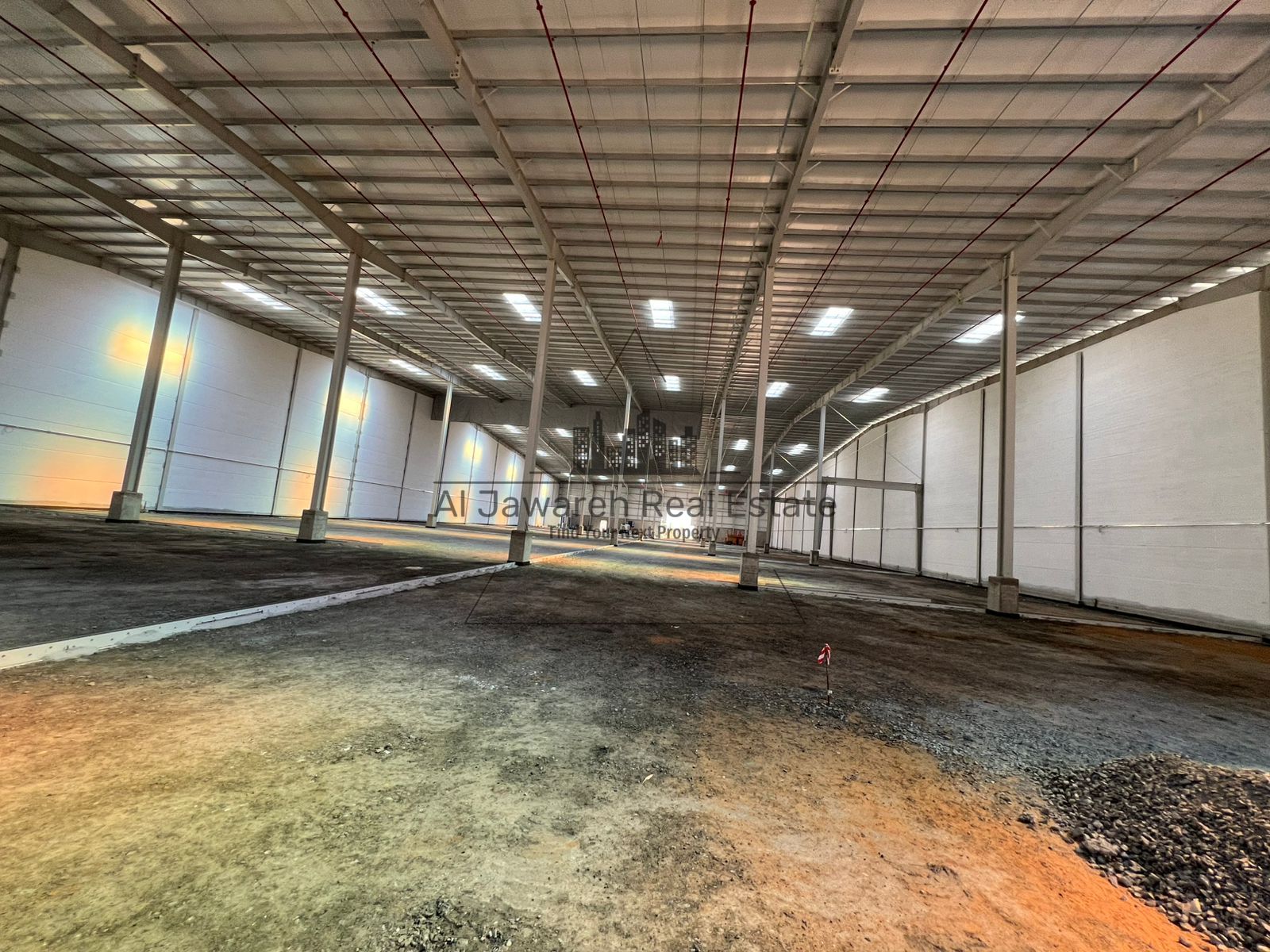 Code 3124 – Annual Rental A brand-new, first-use warehouse available for annual rent in Umm Al Quwain, offering modern specifications suitable .