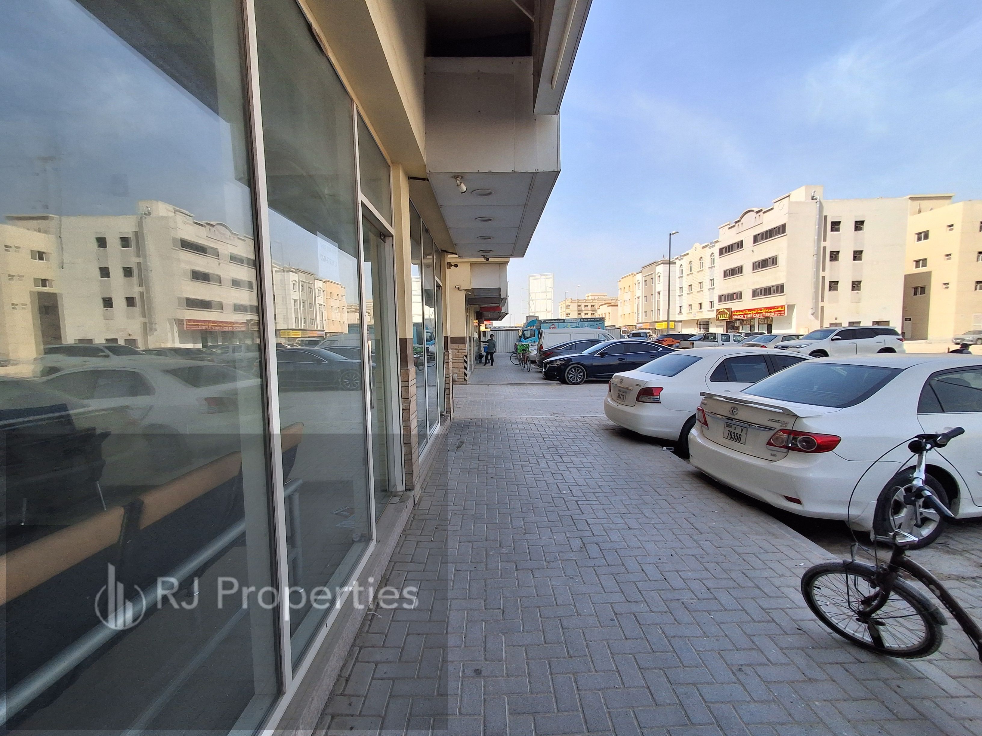 Prime location - busy Rood - School Zone - Family Area - Suitable for all kind of business - close to Maliha Street