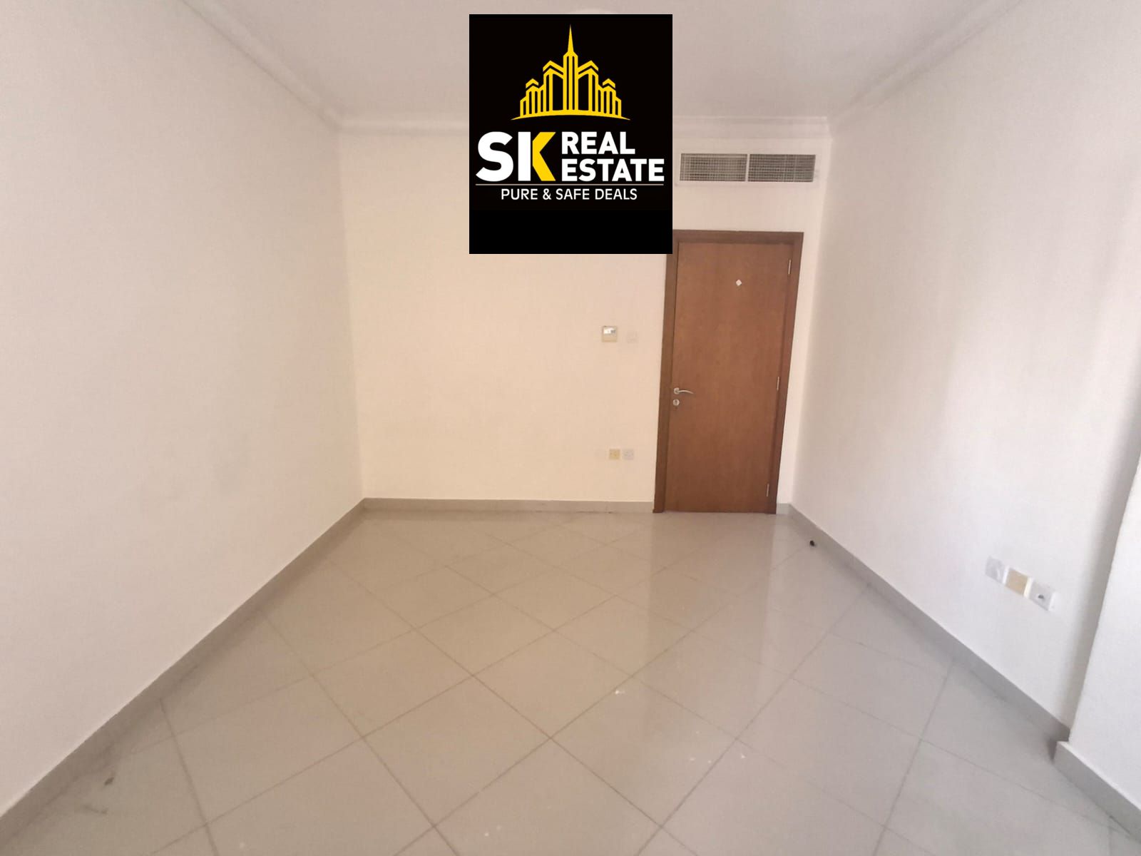 SPACIOUS 1BHK APARTMENT+ PARKING FREE+GYM -SWIMMING POOL FREE -KIDS PLAYING AERIA FREE EASY EXIT TO DUBAI