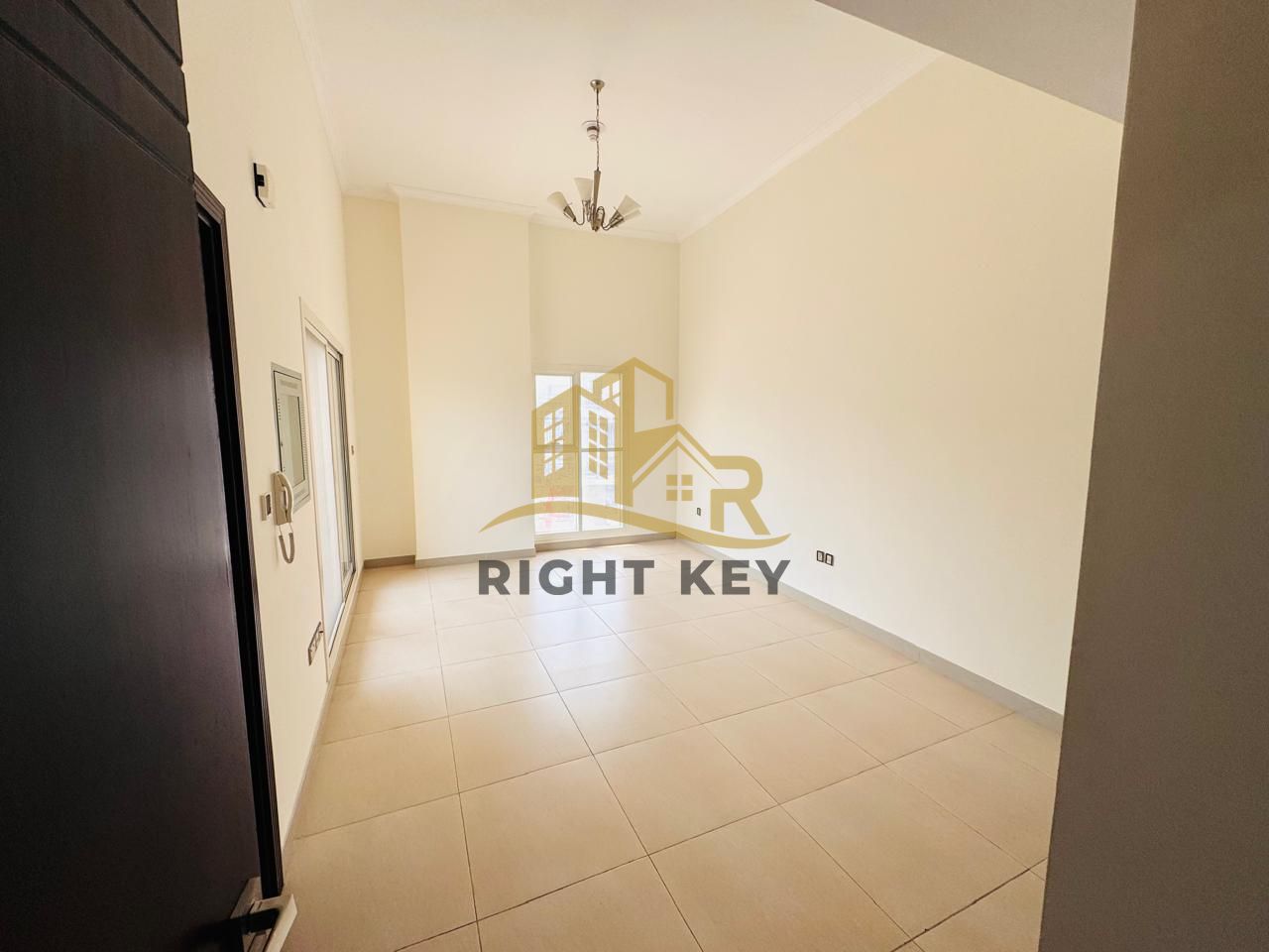 LOWER PRICE/LAVISH STUDIO/46K