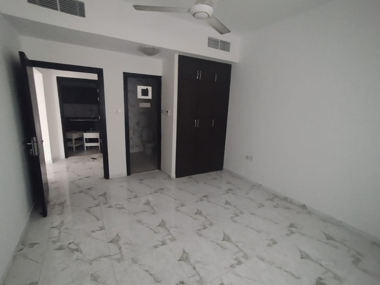 1-Bedroom Apartment for Annual Rent – Al Rashidiya, Ajman
