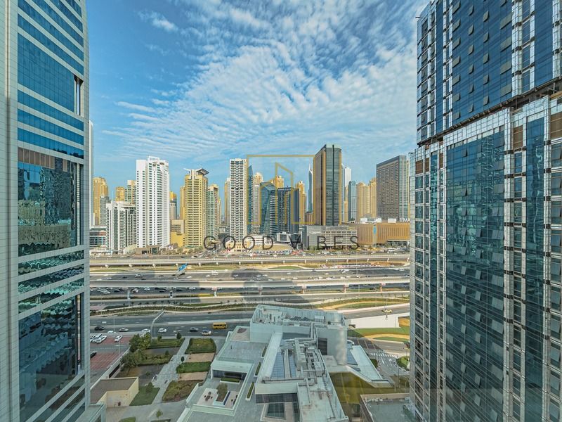 FITTED | HIGH FLOOR | NEAR TO METRO