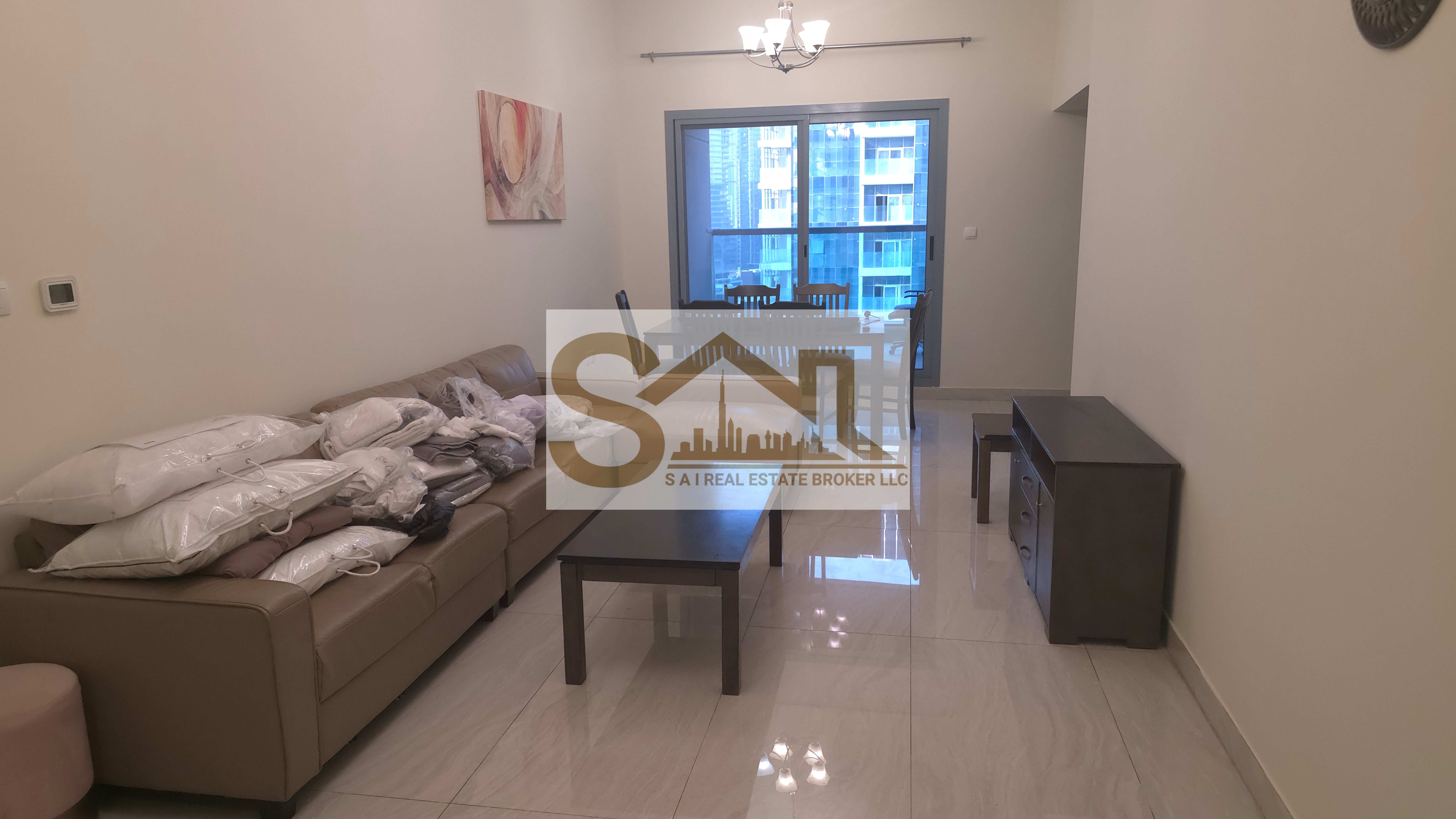 Spacious en-suite 4bd apt High floor Canal and City skyline view