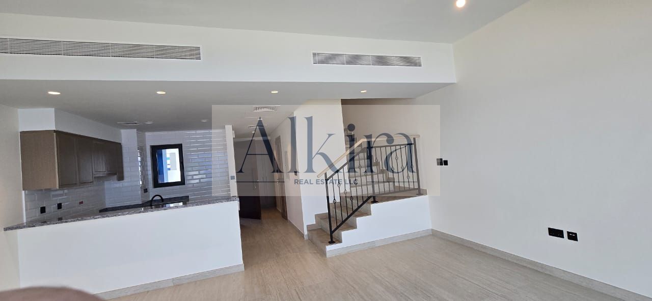Spacious 3 BR Townhouse| Ready to Move| DAMAC Lagoons