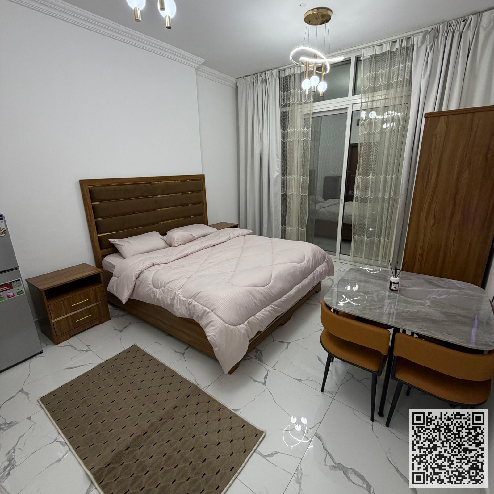 Studio with sea view balcony, Fully furnished new, very elegant furniture, including all bills, with a gym, swimming pool, and private parking.