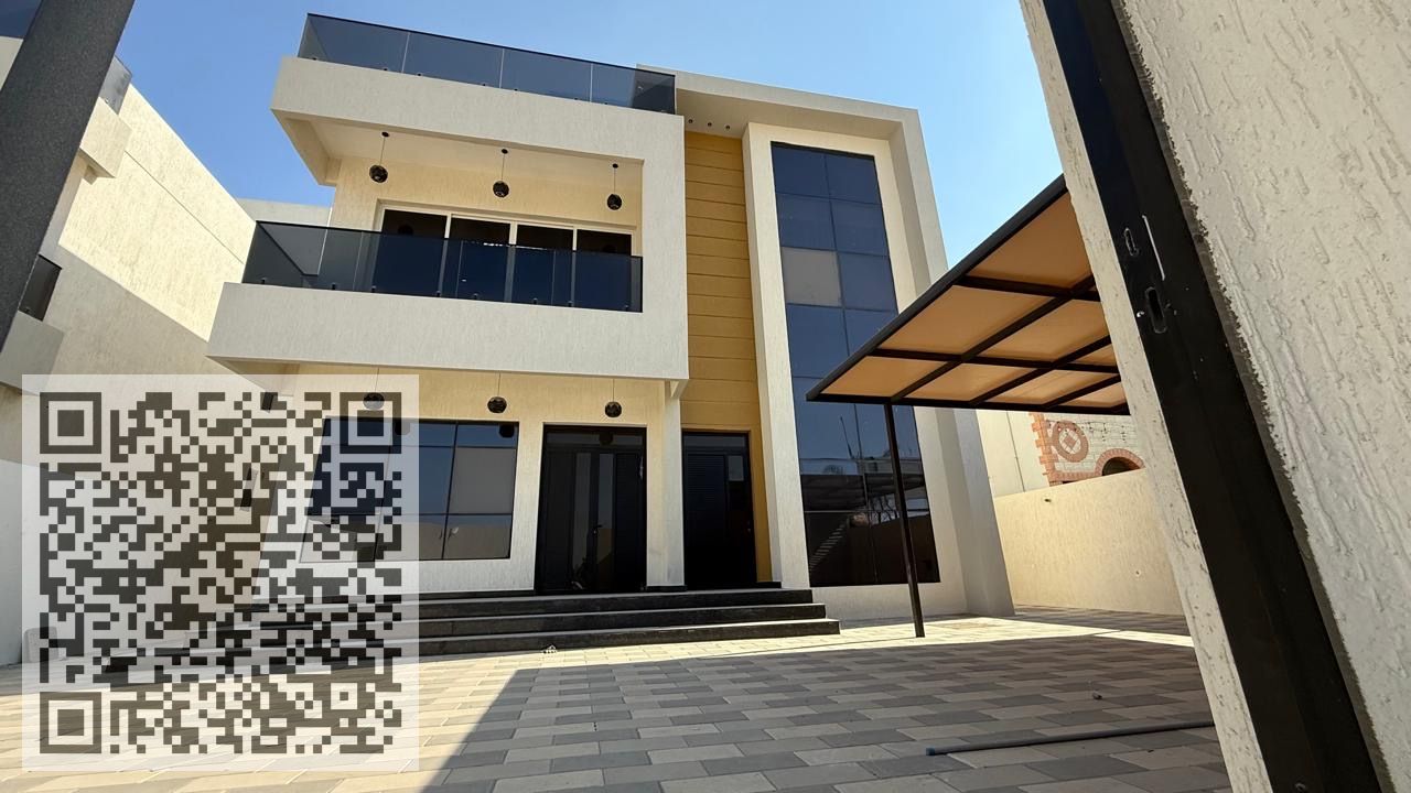 Commercial Villa / Prime Location / Master Bedroom