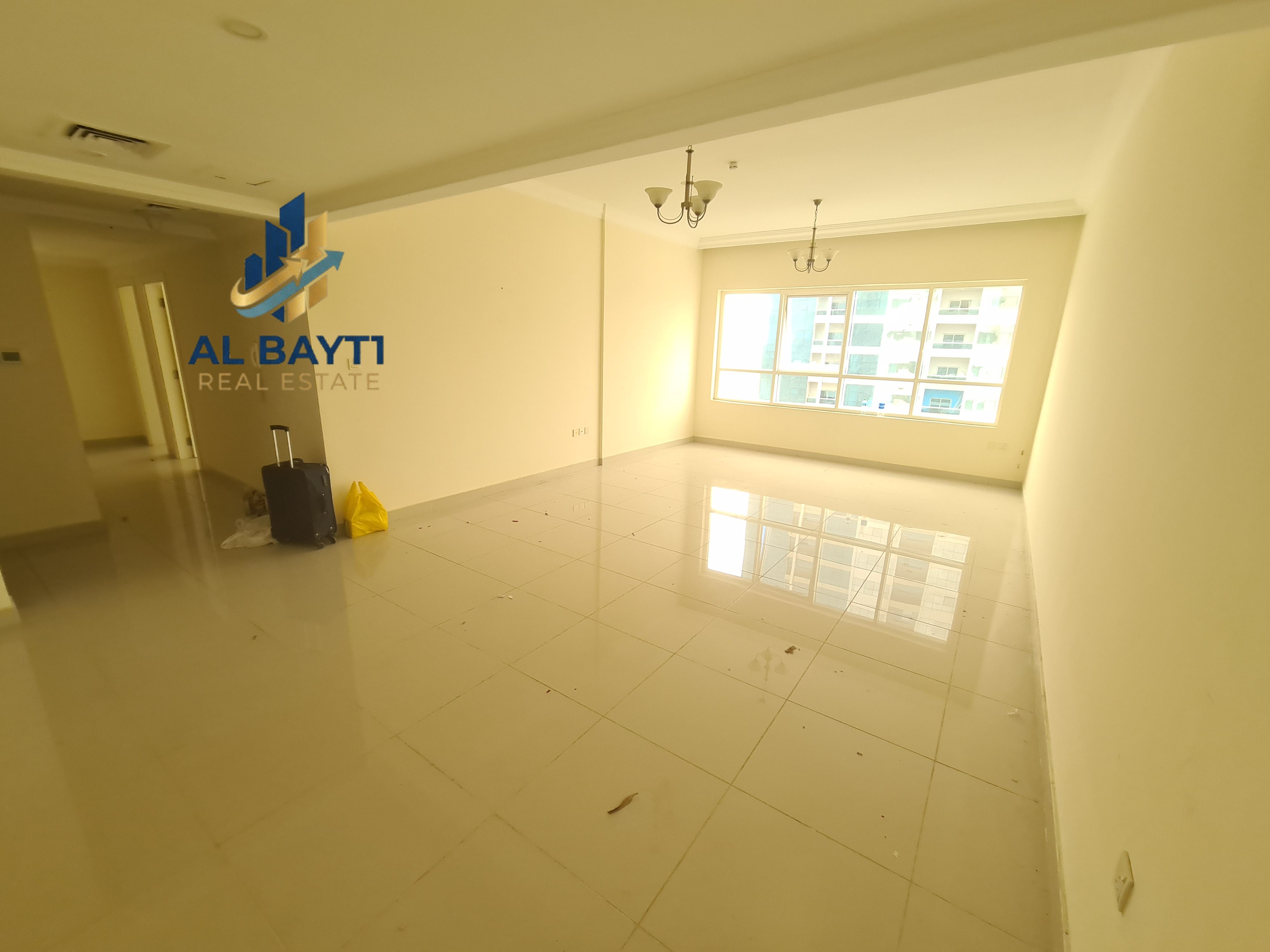 Hot Offer 2bhk Prime Location Ready To Move Sea View Family building only 60k