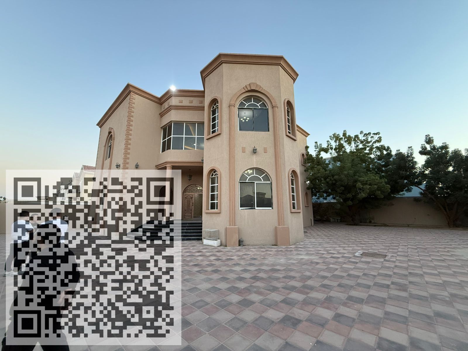 6 Master Bedroom | Ready To Move | Spacious Yard
