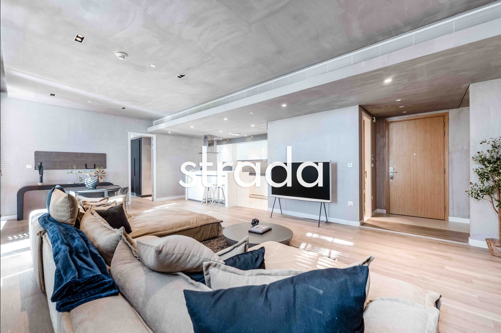 Vacant | Upgraded | Fully Furnished