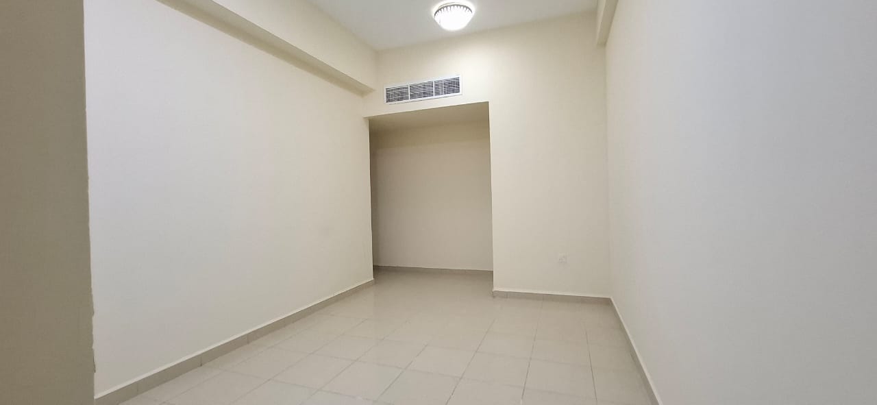 HOT OFFER // CENTRALISED / AC 2,BHK WITH BALCONY JUST 29K IN ABU SHAGRAH