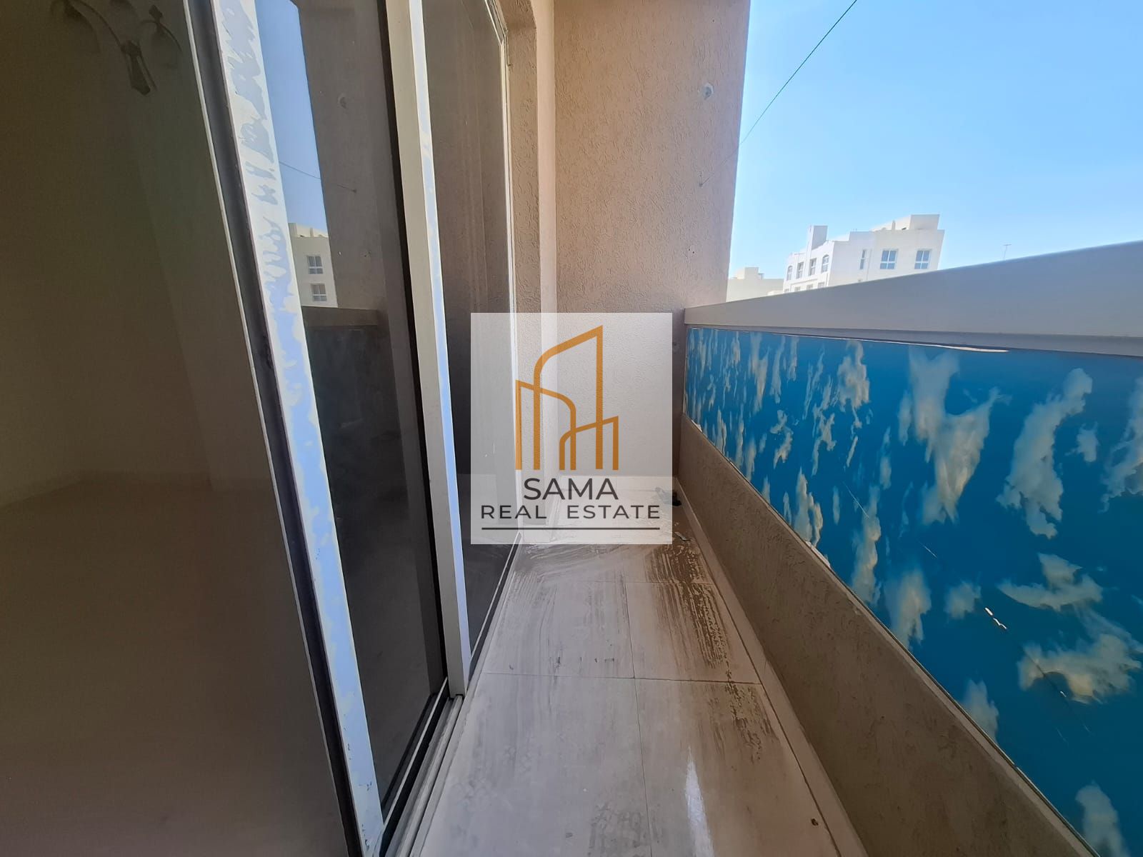 2bhk apartment family bulding with baclony only 45k in muwailih