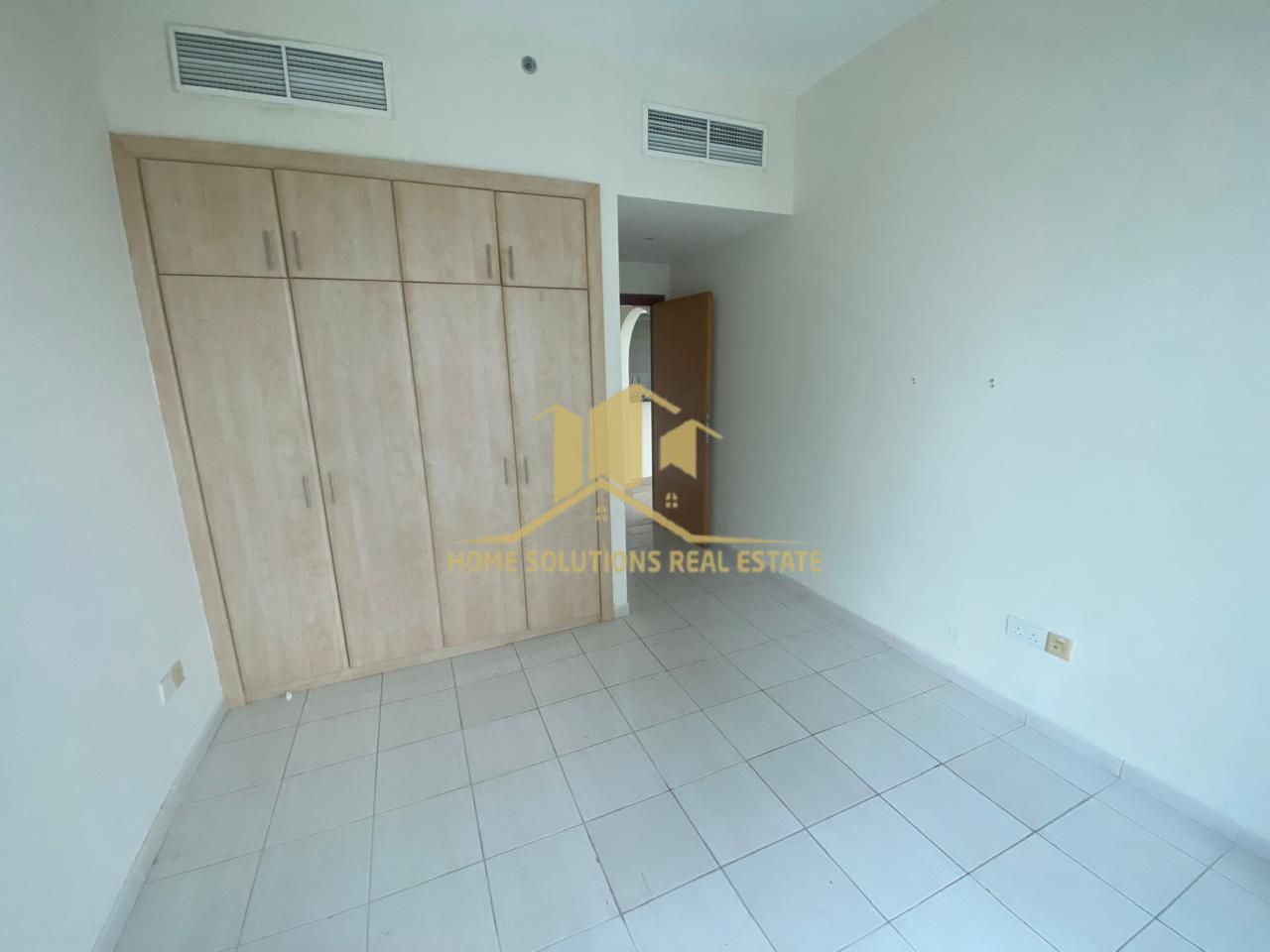 Spacious 1-Bedroom Apartment for Rent – Ice Hockey Tower, Dubai Sports City