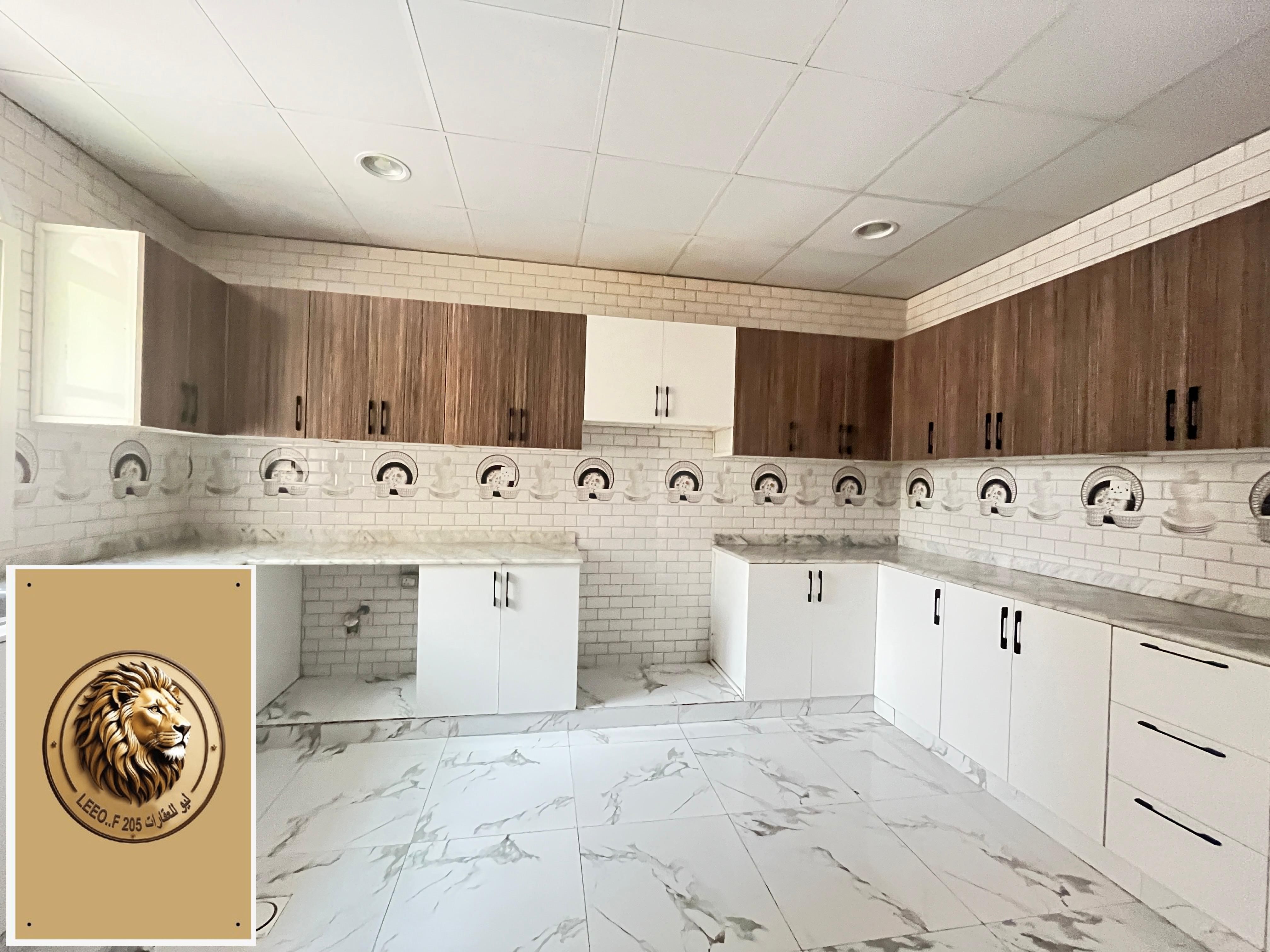 Spacious 5-bedroom villa for rent | Majlis | Yard | Electricity - Al Muwaihat 3.