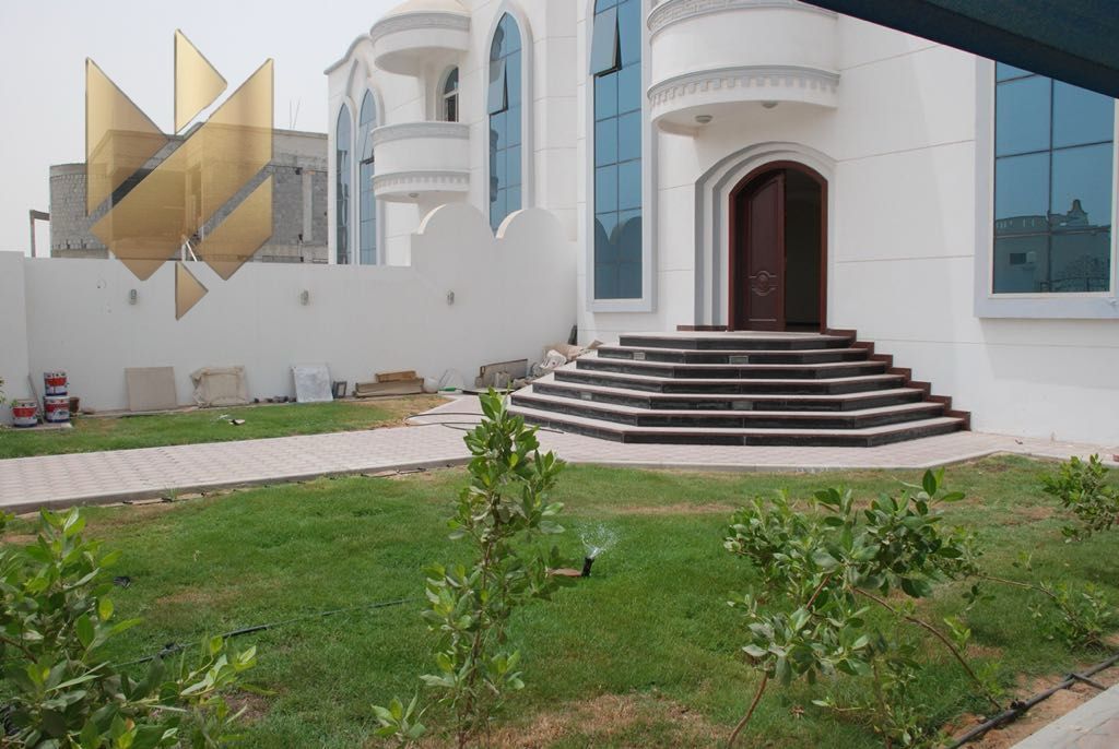 For Rent: Villa in Al Azra Strategic and lively location On a main road Spacious area Modern design Excellent finishing Open/view-facing frontag
